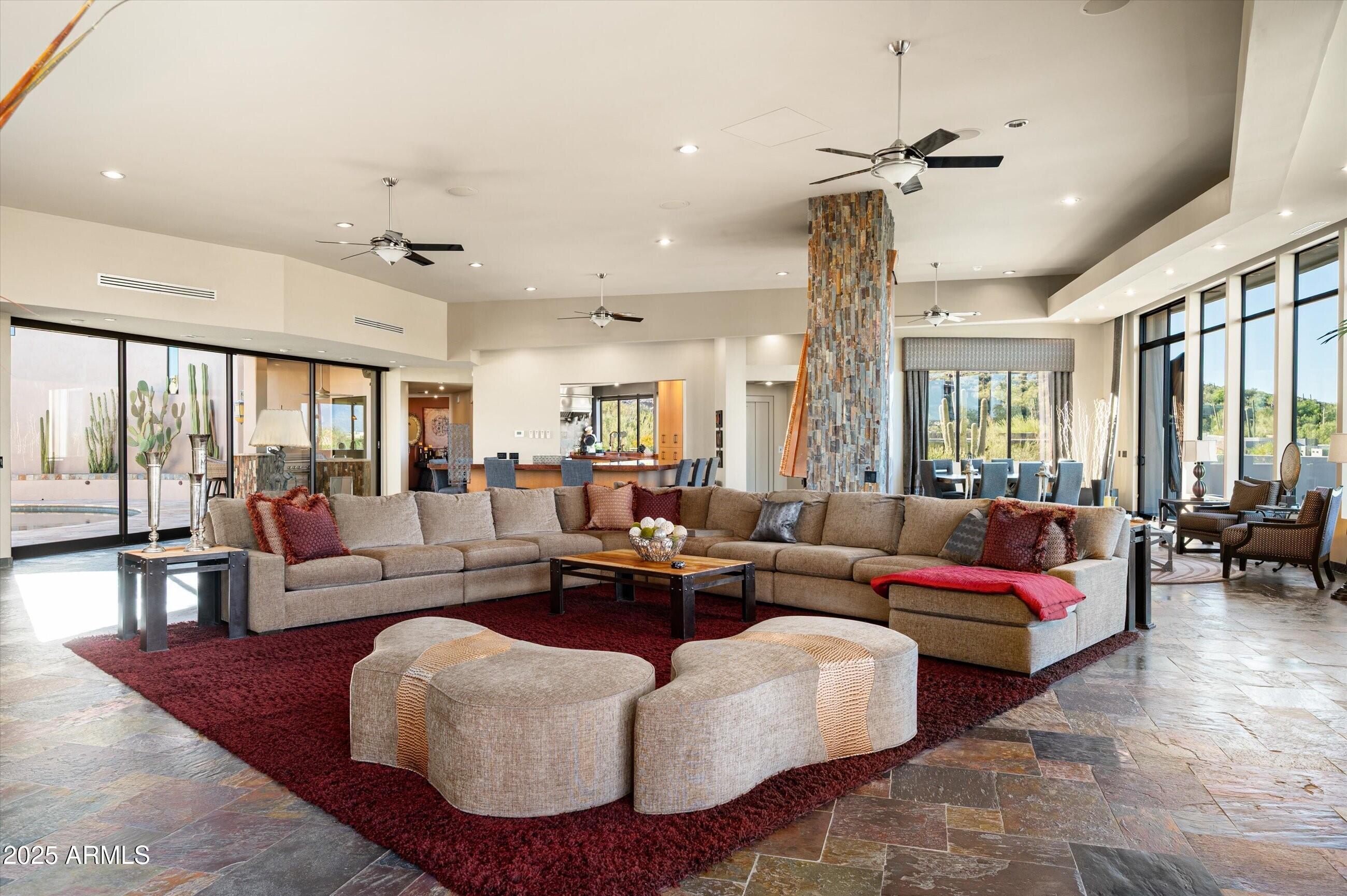 CAREFREE ARIZONA - Residential