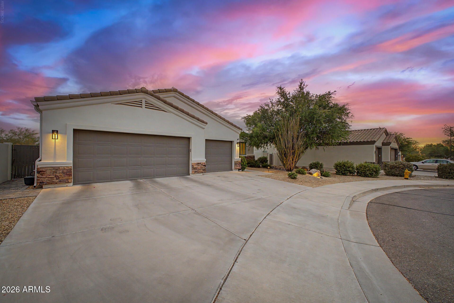 DESERT WILLOW ESTATES - Residential