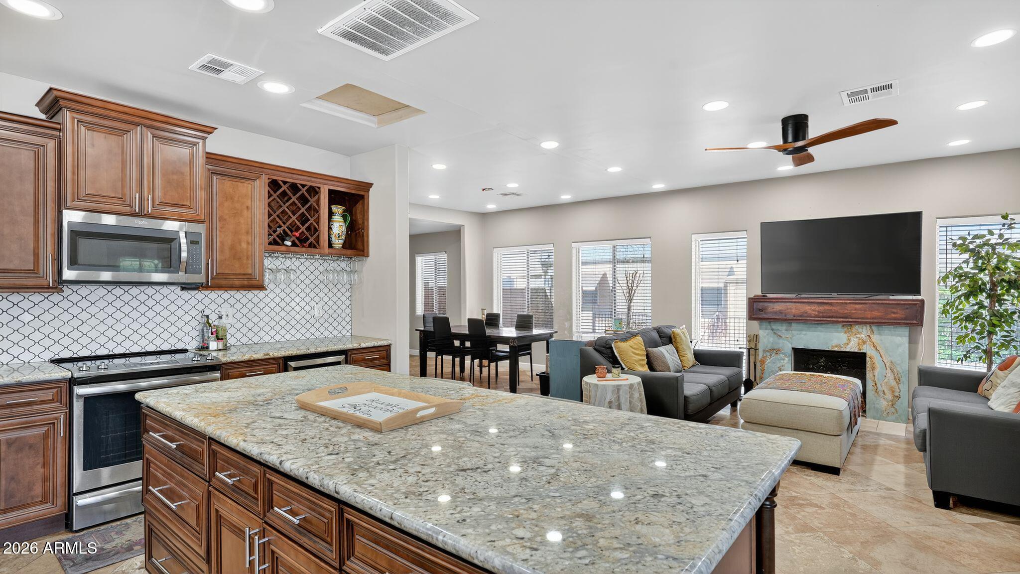 EARLL PLACE - Residential