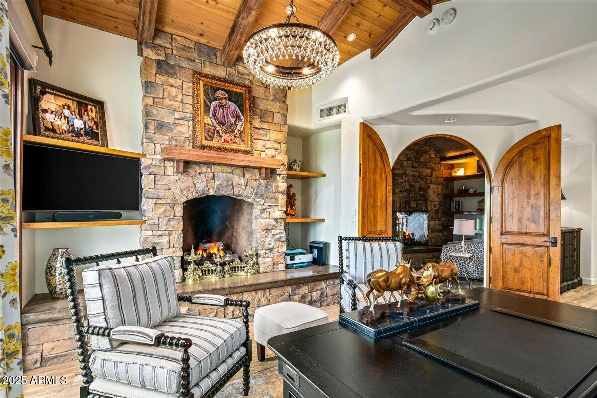 DESERT MOUNTAIN - Residential