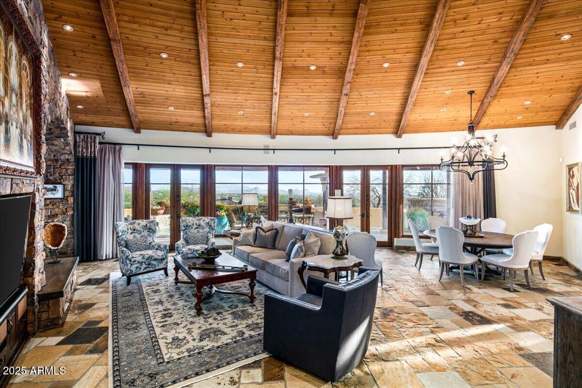 DESERT MOUNTAIN - Residential
