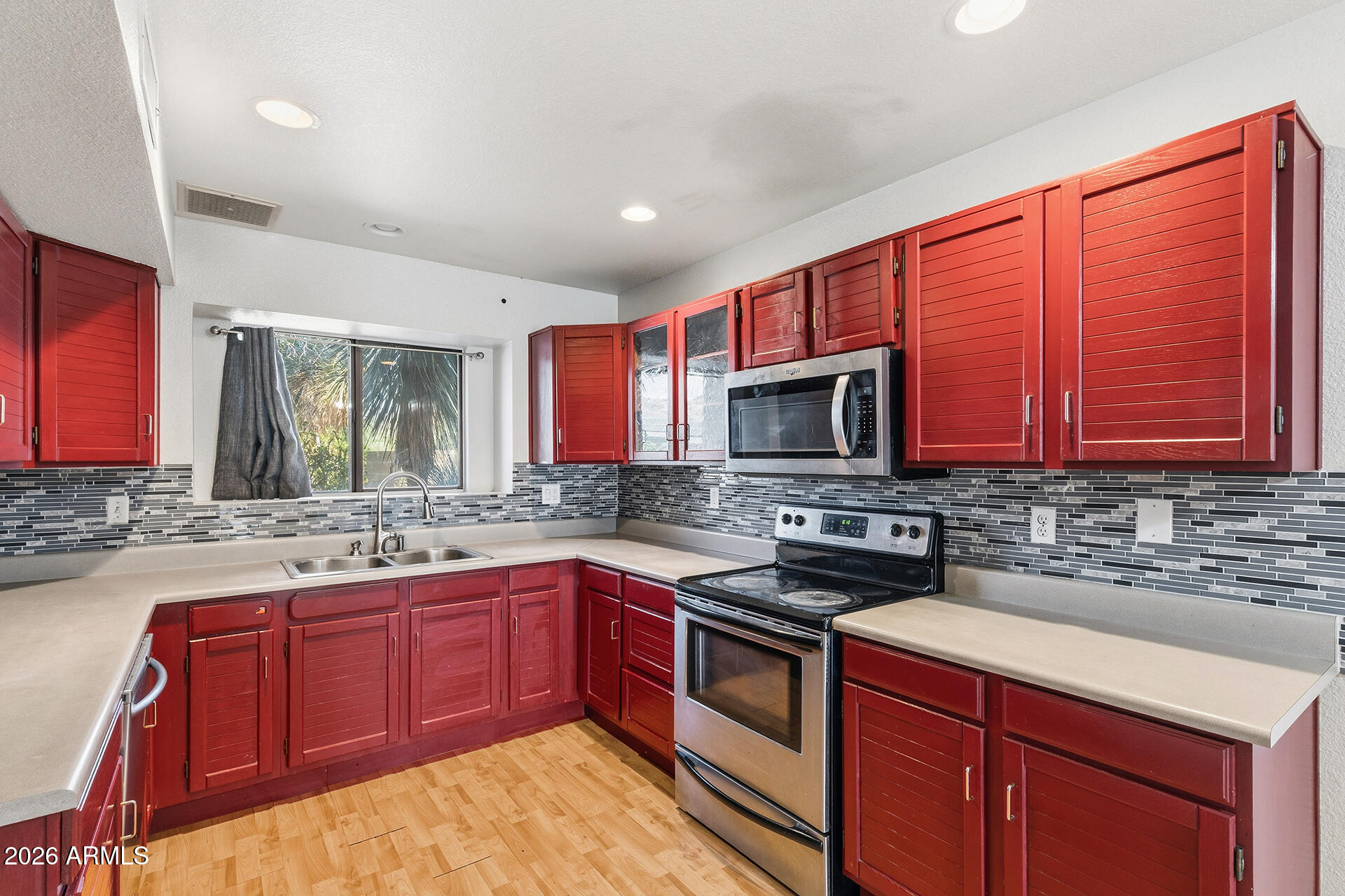 OVERLAND HILLS 3 - Residential