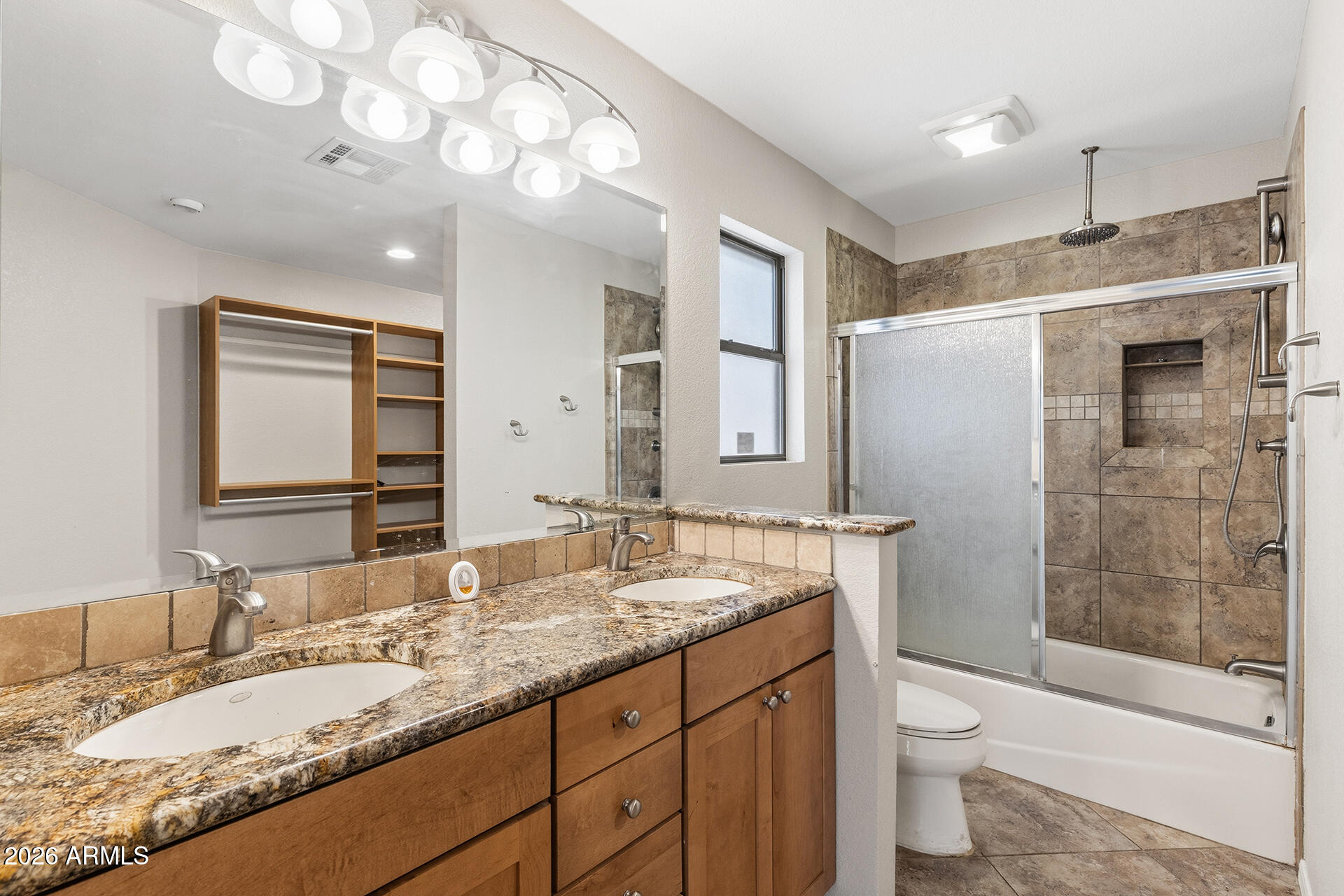 OVERLAND HILLS 3 - Residential