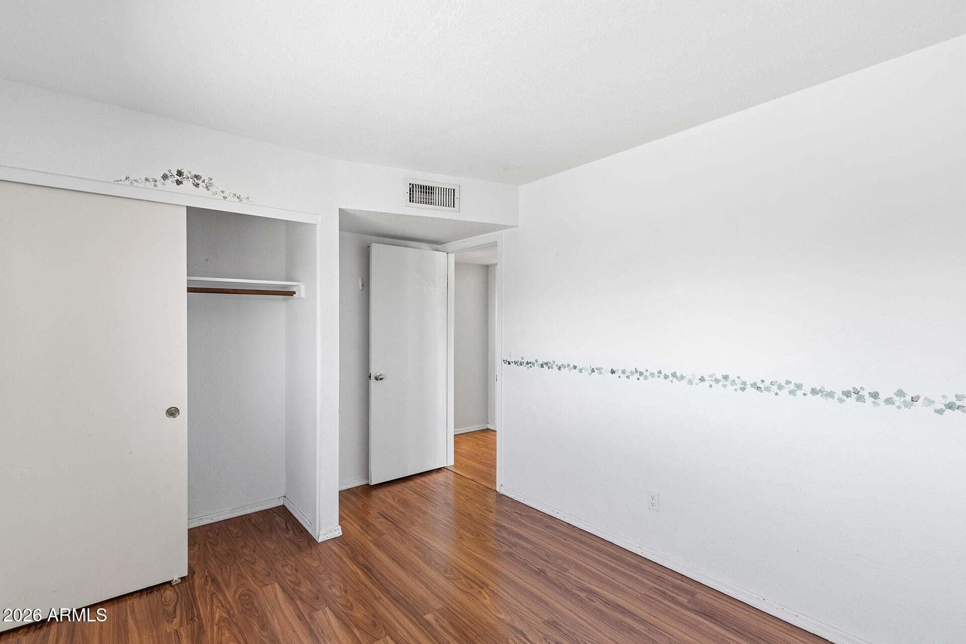 OVERLAND HILLS 3 - Residential
