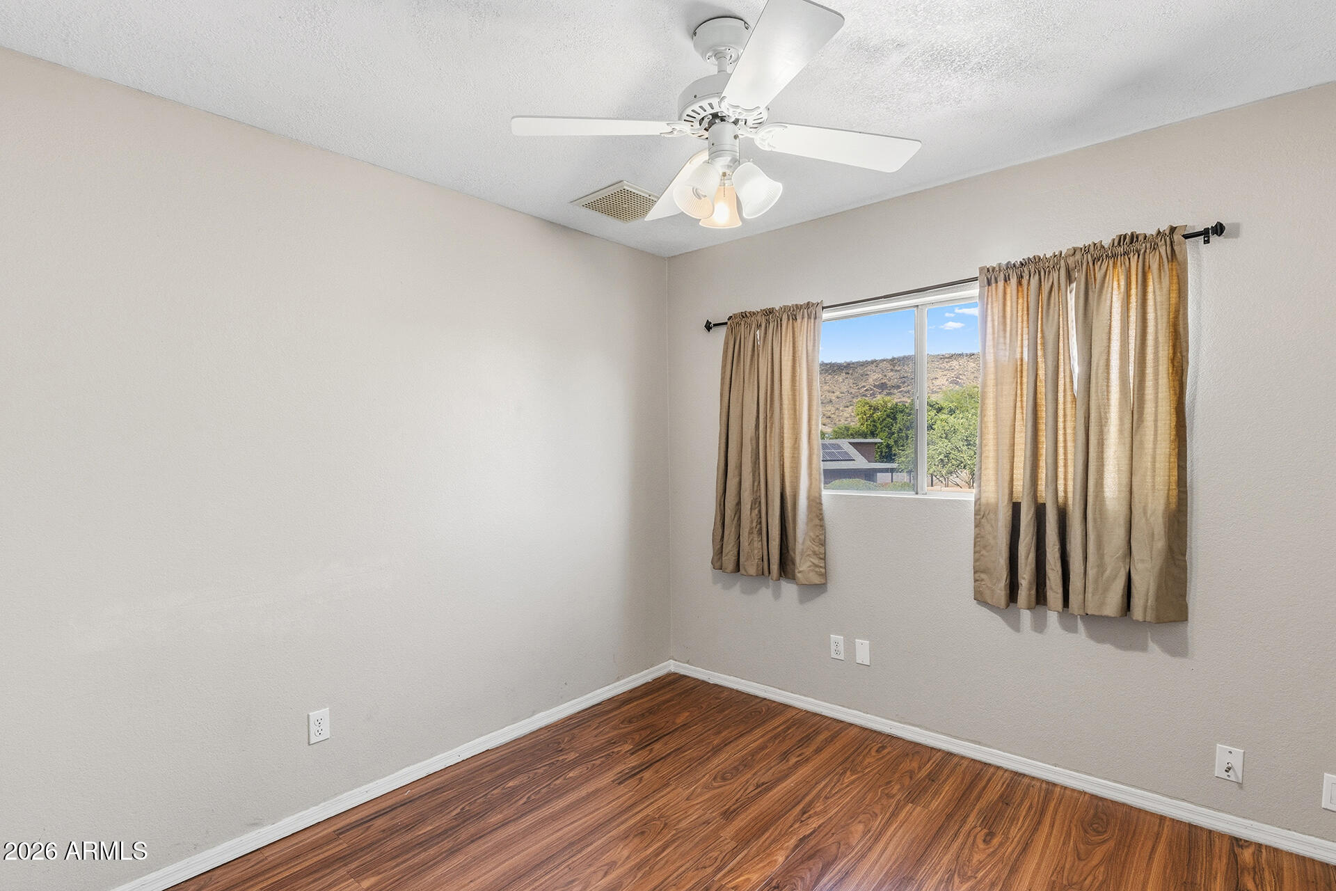 OVERLAND HILLS 3 - Residential