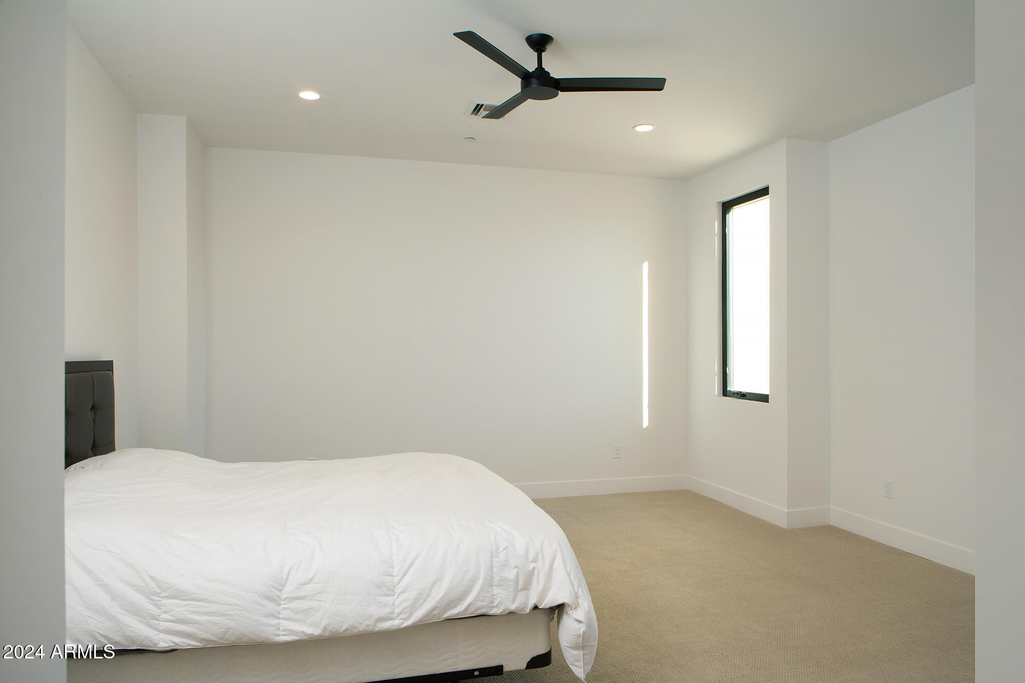 SOLITUDE - Residential