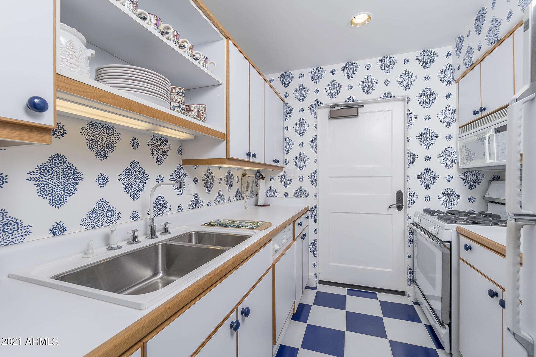 SOL Y LUNA LOT 1 - Residential