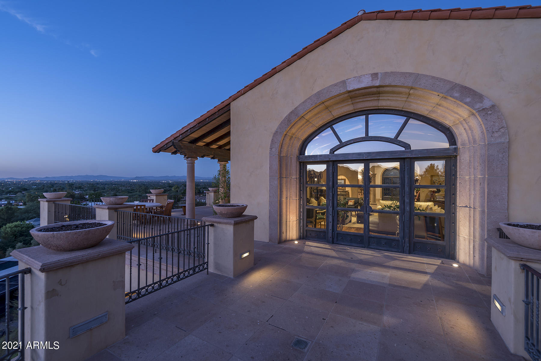 SOL Y LUNA LOT 1 - Residential