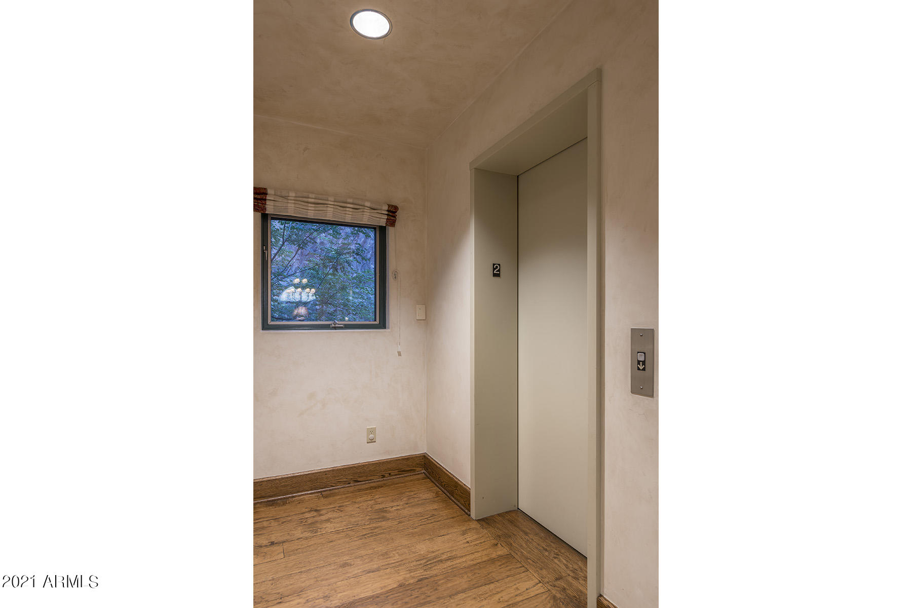 SOL Y LUNA LOT 1 - Residential