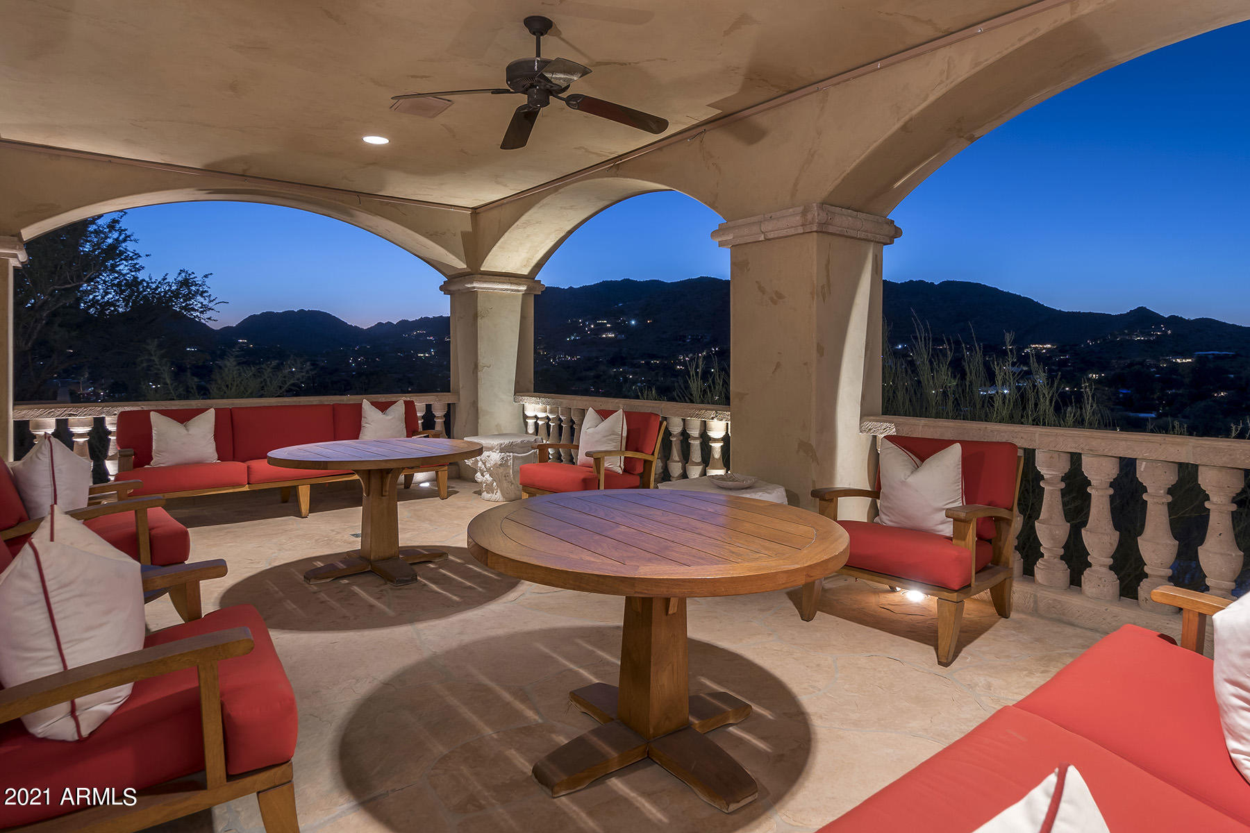 SOL Y LUNA LOT 1 - Residential
