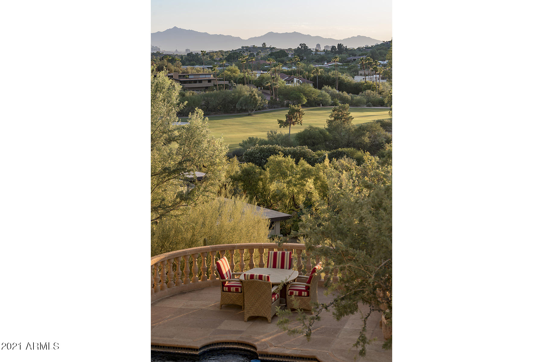 SOL Y LUNA LOT 1 - Residential