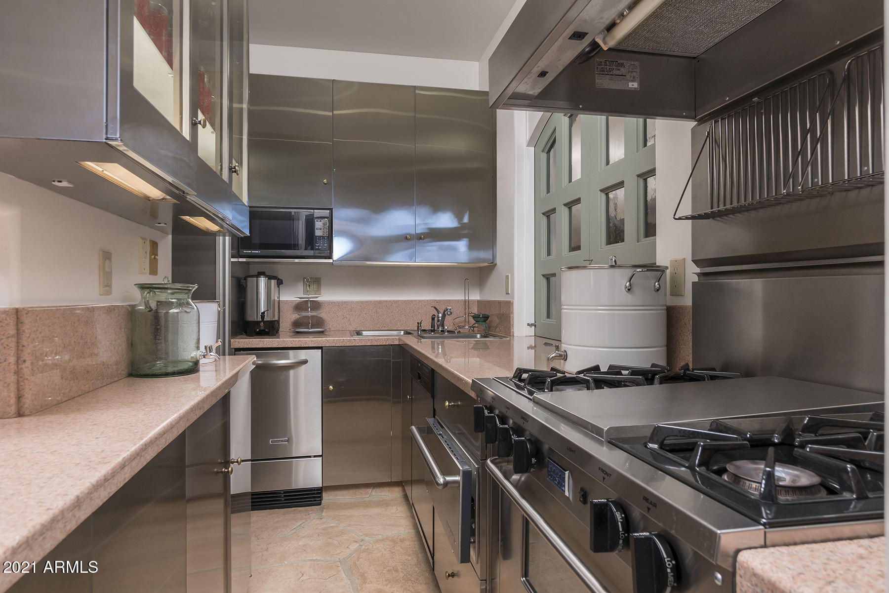 SOL Y LUNA LOT 1 - Residential
