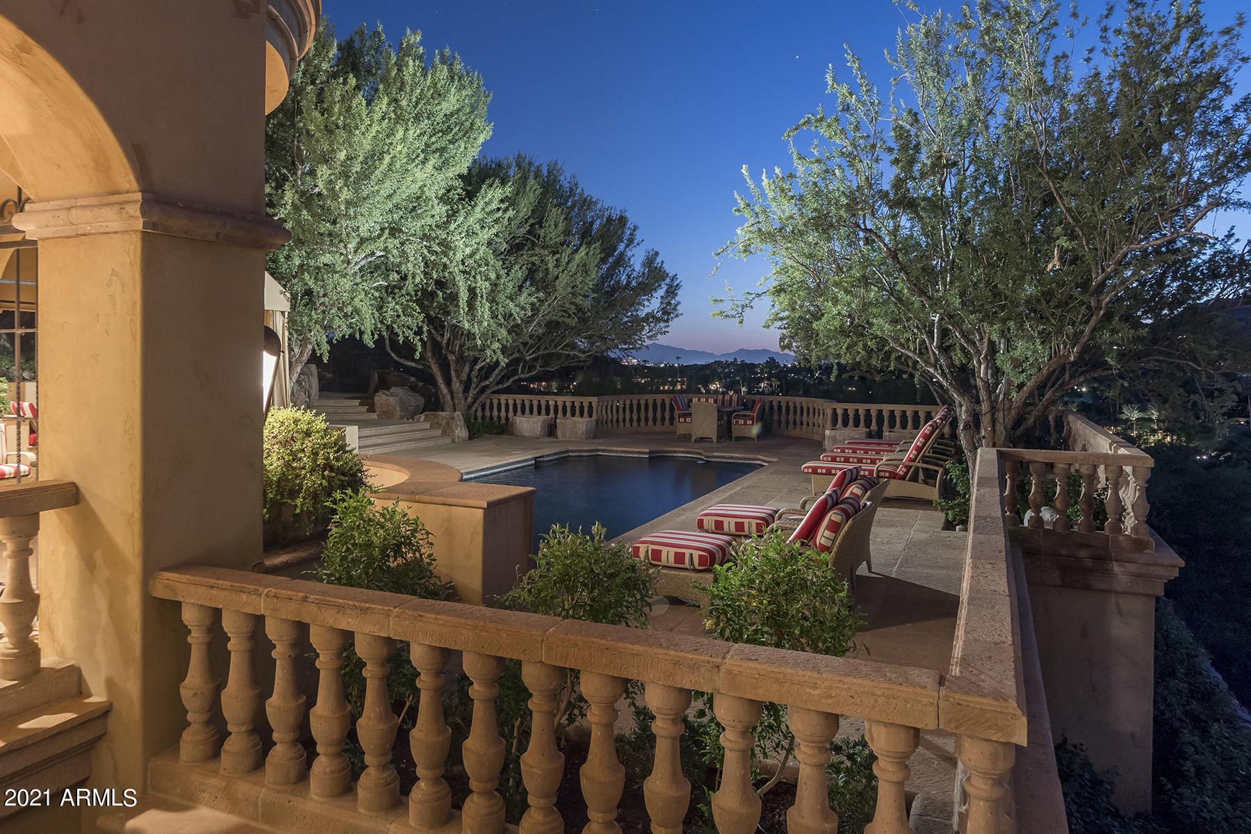 SOL Y LUNA LOT 1 - Residential
