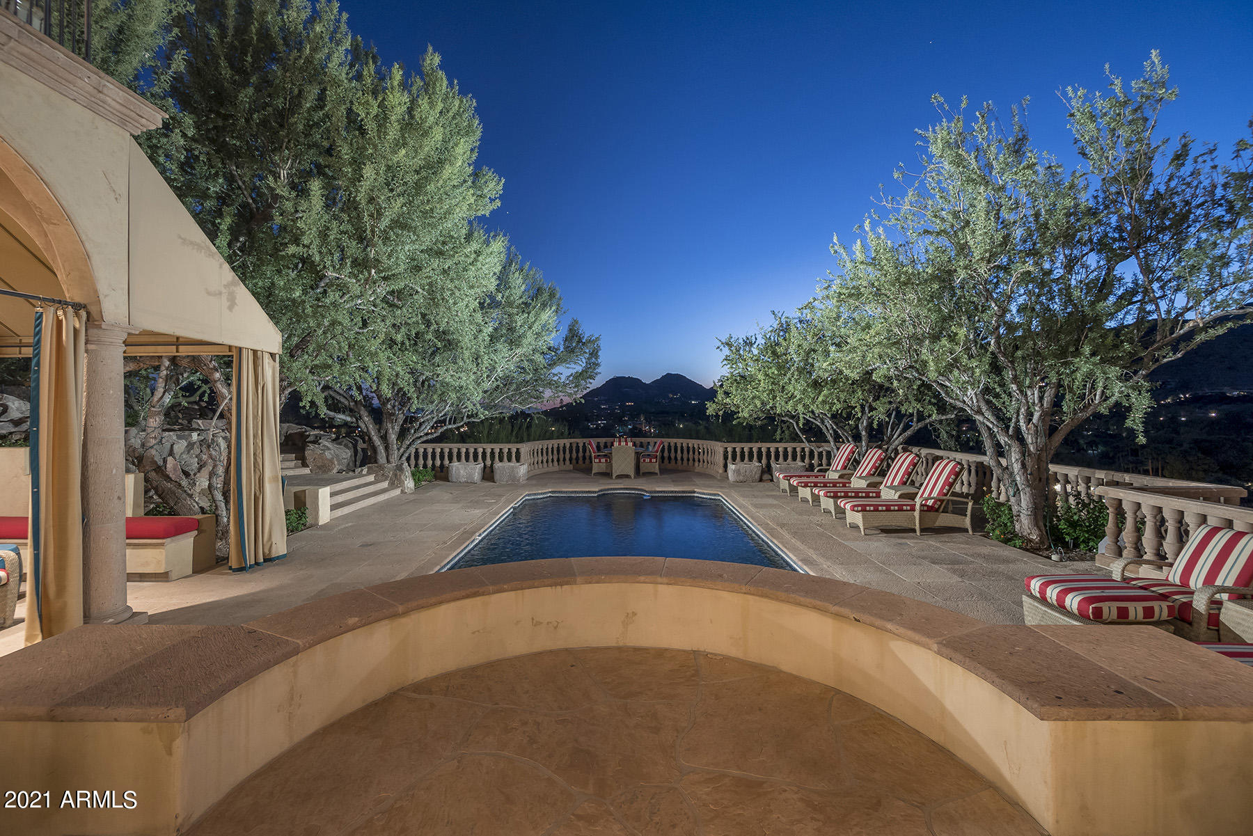 SOL Y LUNA LOT 1 - Residential