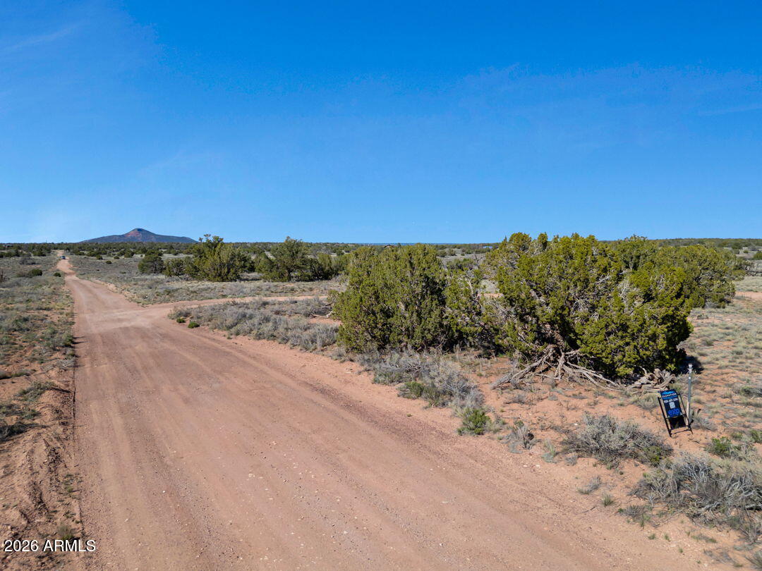 WOODLAND RANCH - Land