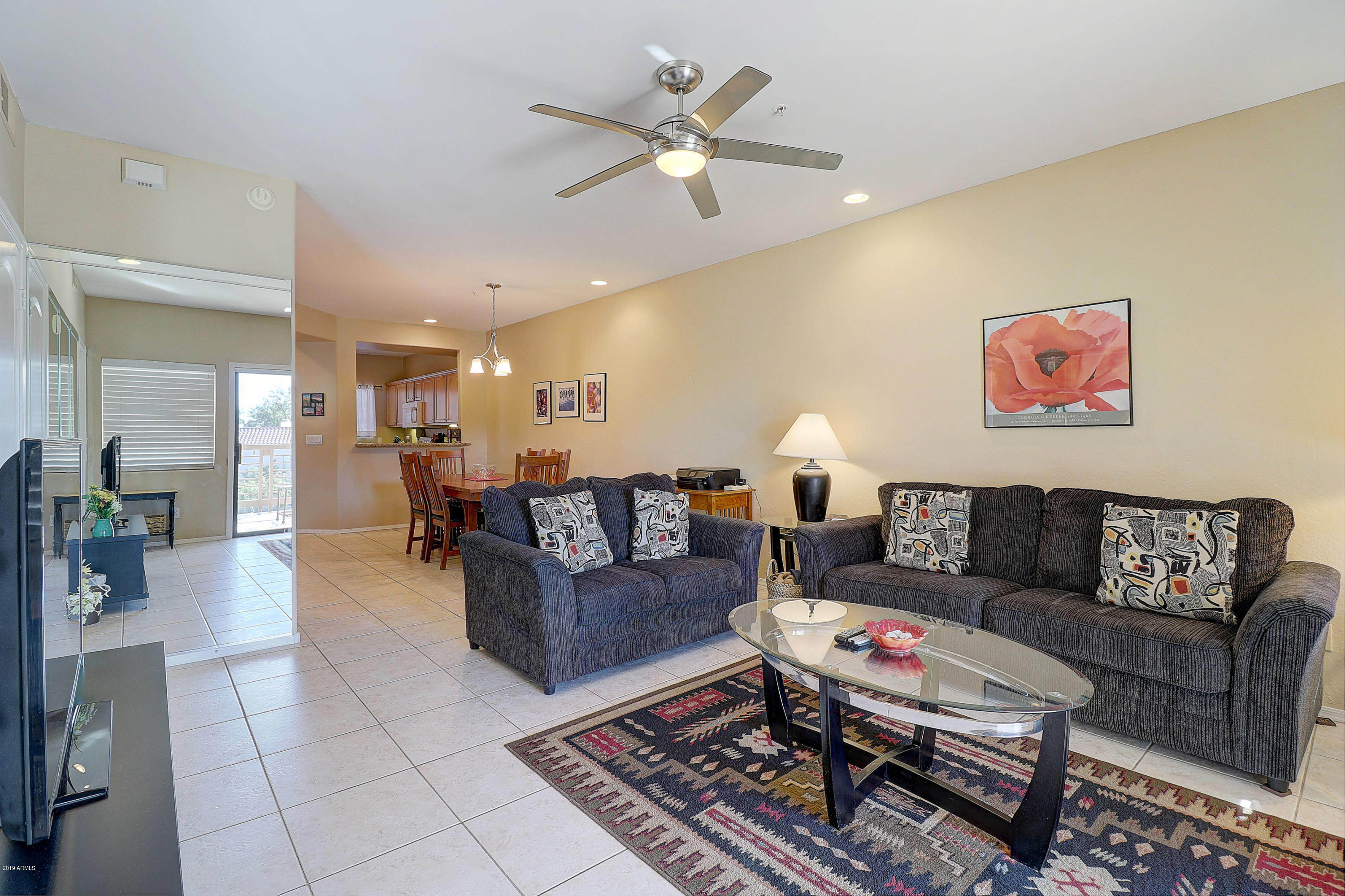 PARADISE VIEW VILLAS CONDOMINIUMS - Residential