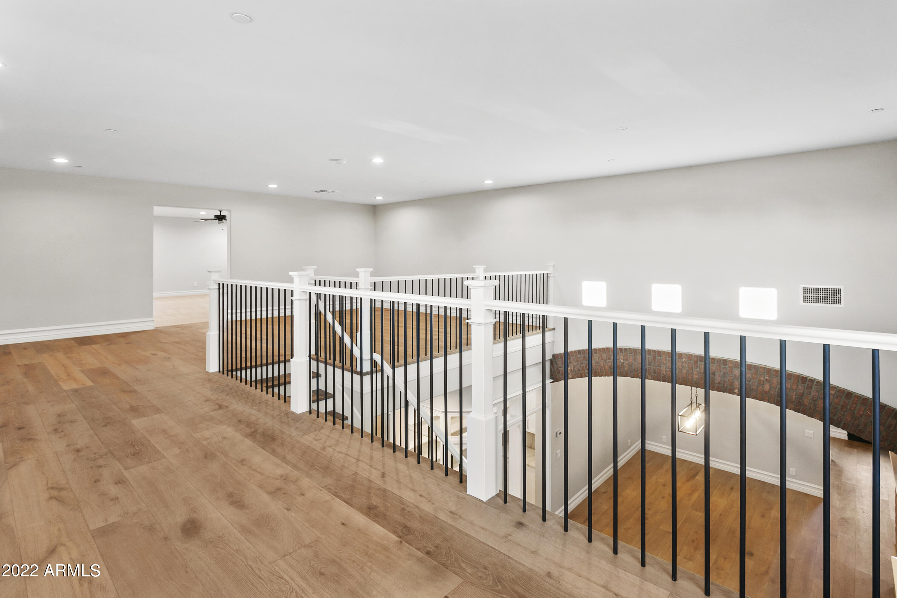 BOB-O-LINK - Residential