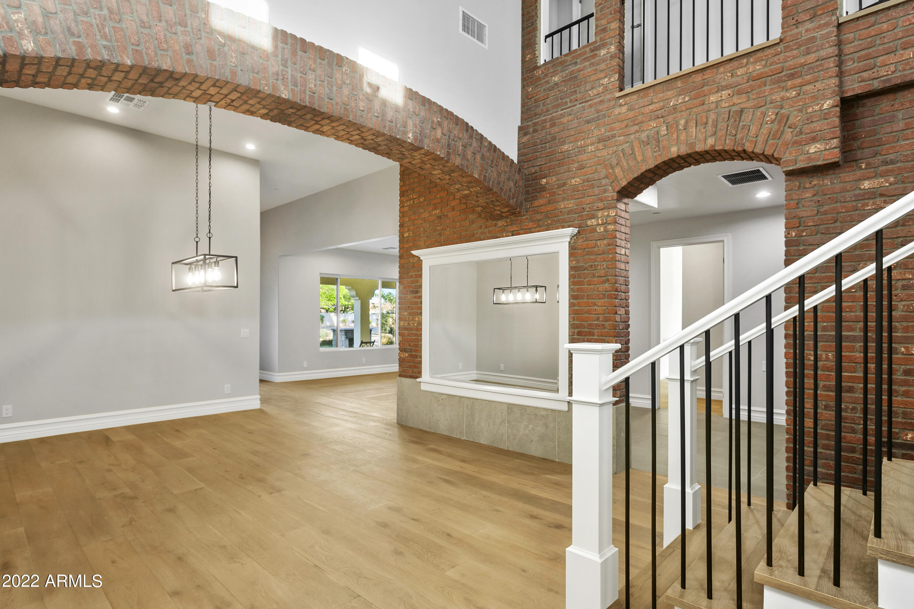 BOB-O-LINK - Residential