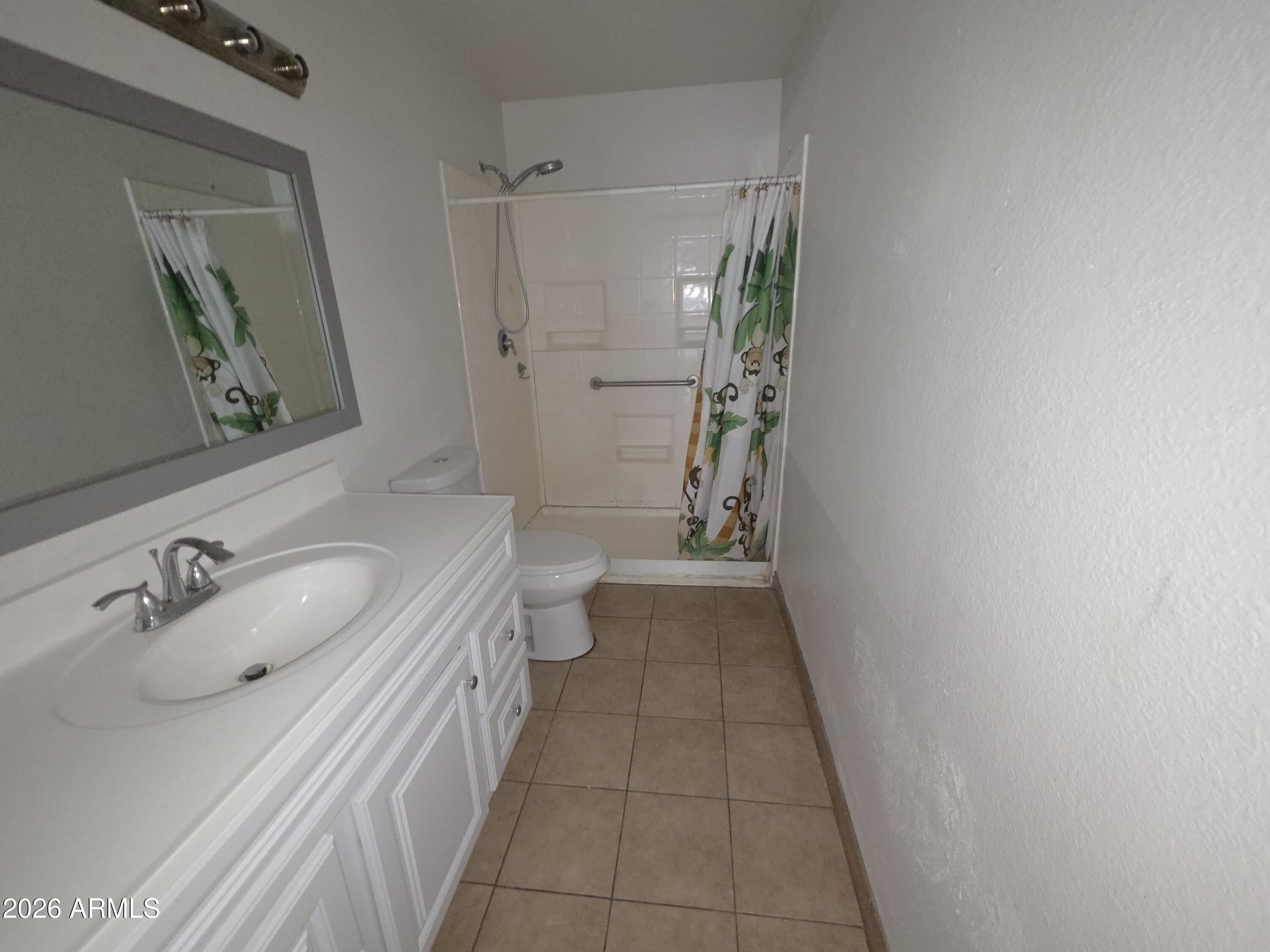 BRAEMAR UNIT 7 - Residential Lease