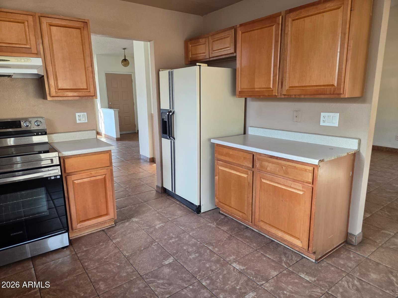 BRAEMAR UNIT 7 - Residential Lease
