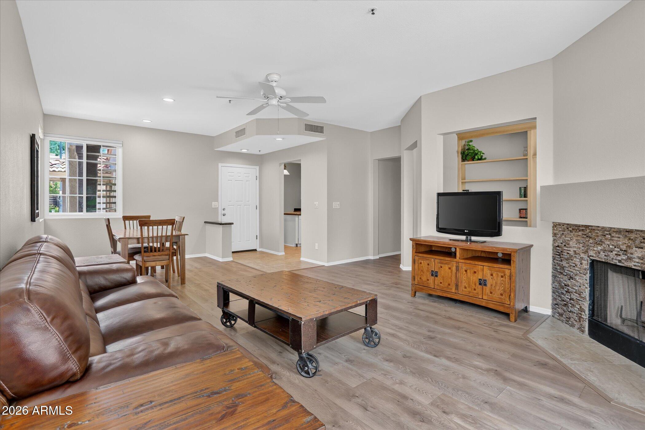 MANZANITA VILLAS UNIT 1-130 - Residential
