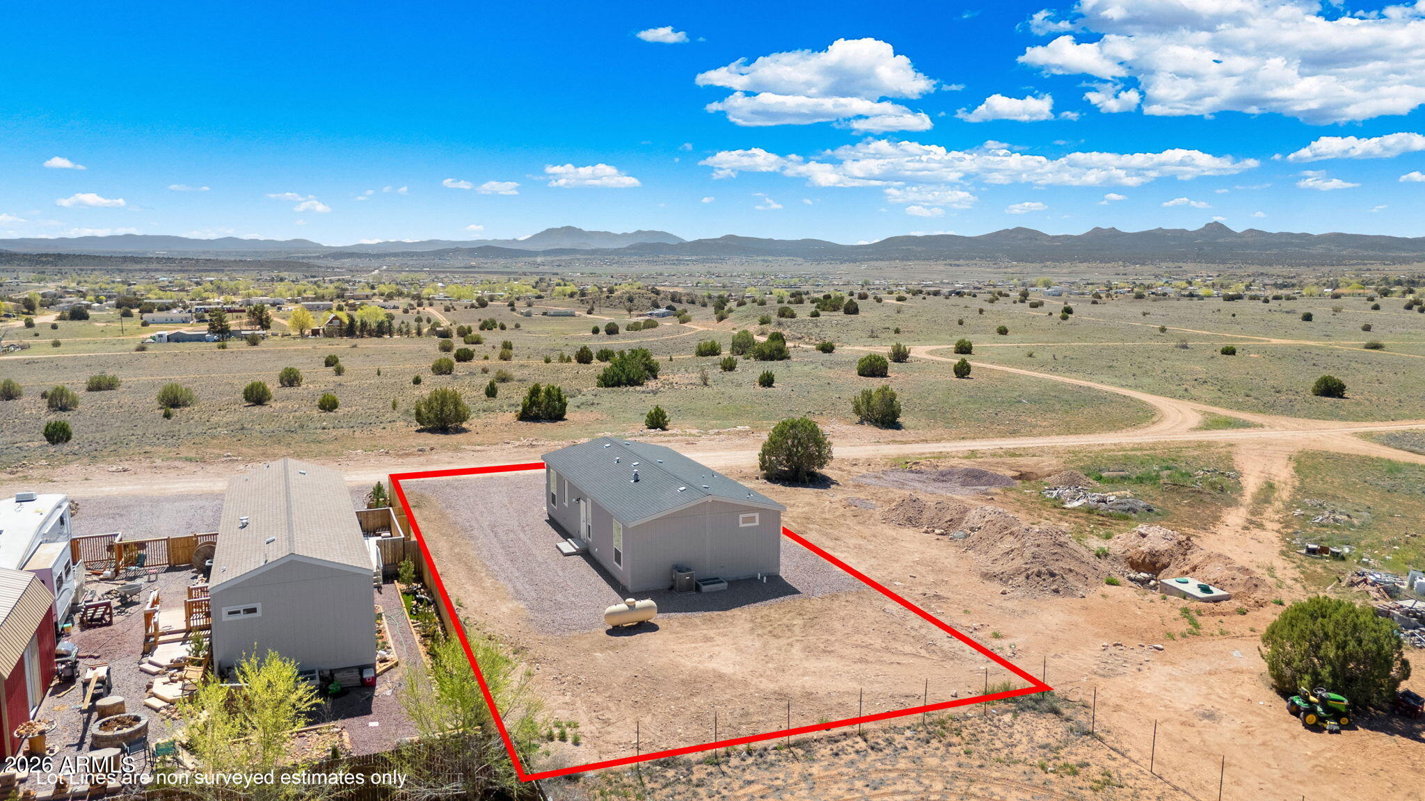 ANTELOPE LAKES - Residential