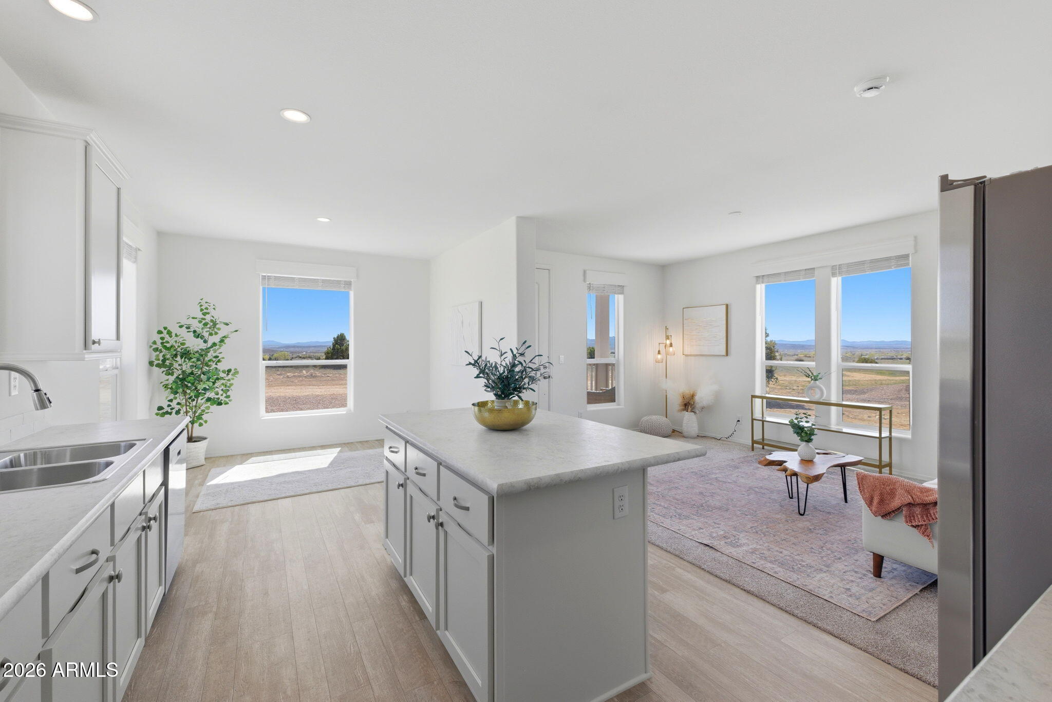 ANTELOPE LAKES - Residential