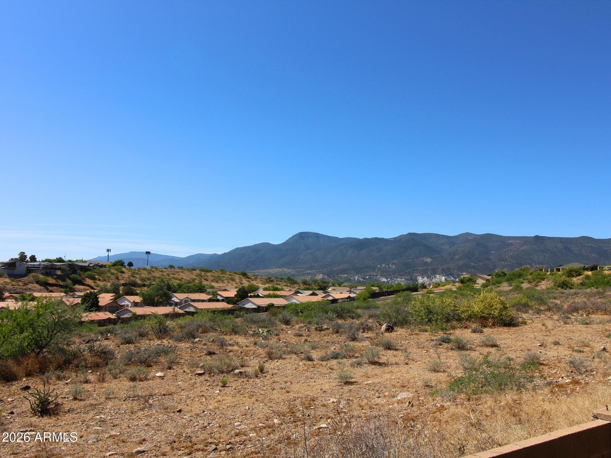 VERDE CLIFFS - Residential