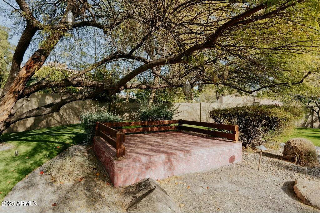 DESERT WIND UNIT 2 - Residential