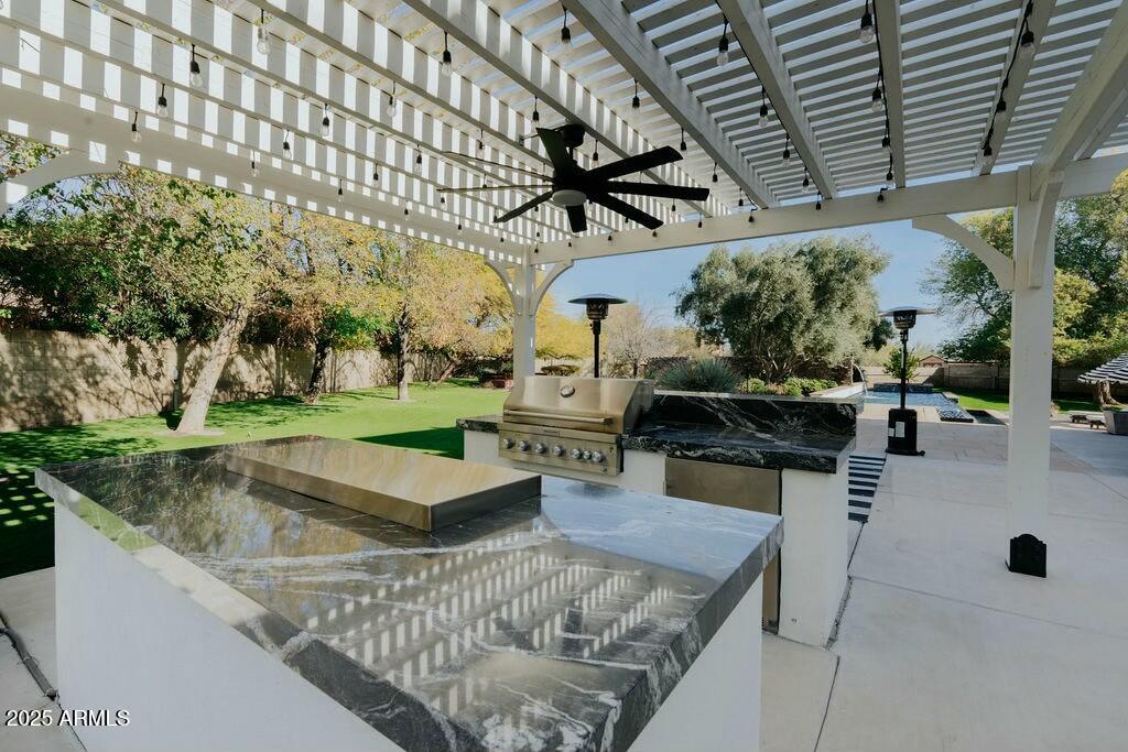 DESERT WIND UNIT 2 - Residential
