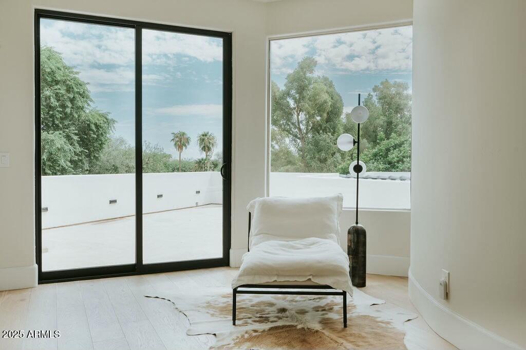 DESERT WIND UNIT 2 - Residential