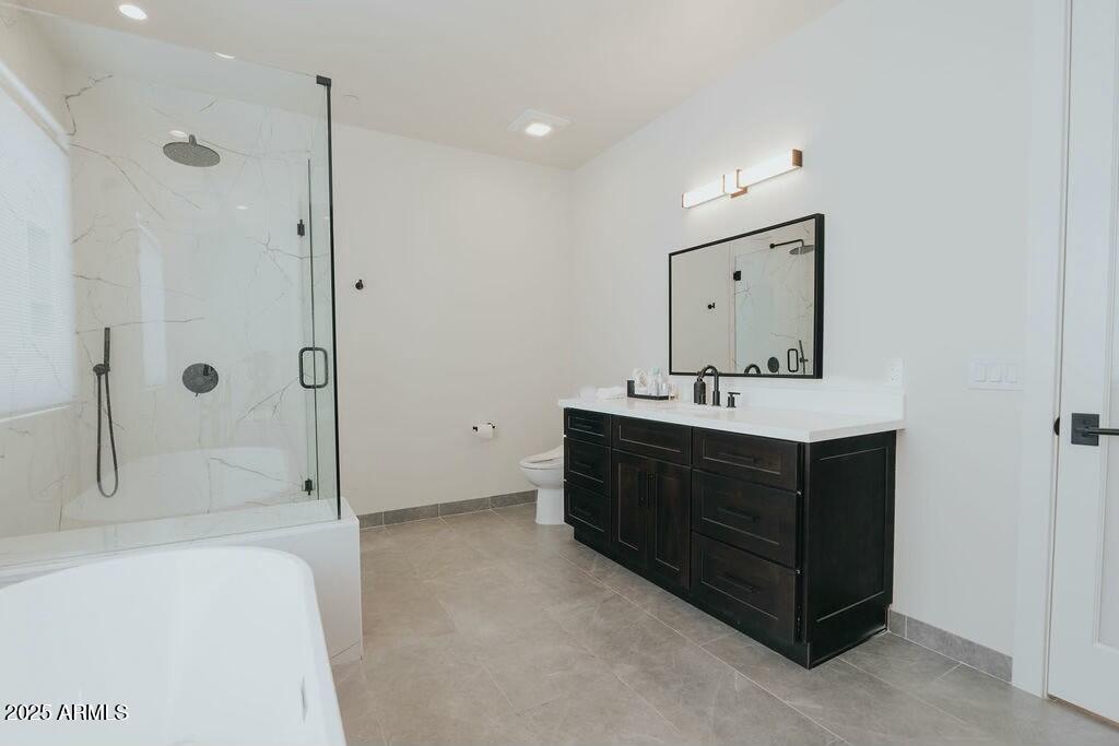 DESERT WIND UNIT 2 - Residential