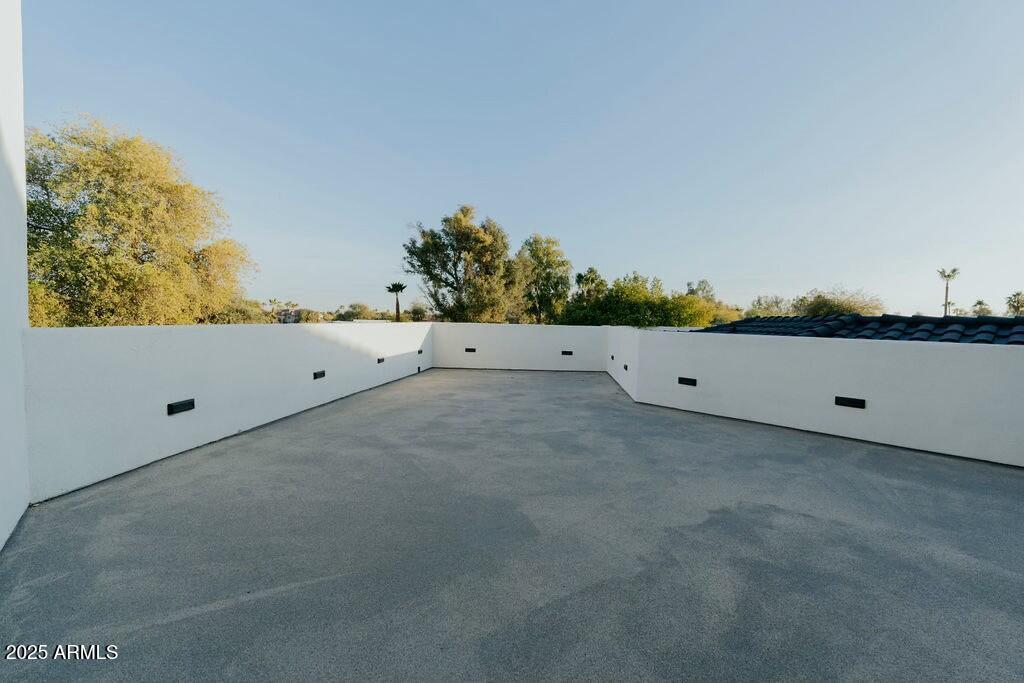 DESERT WIND UNIT 2 - Residential
