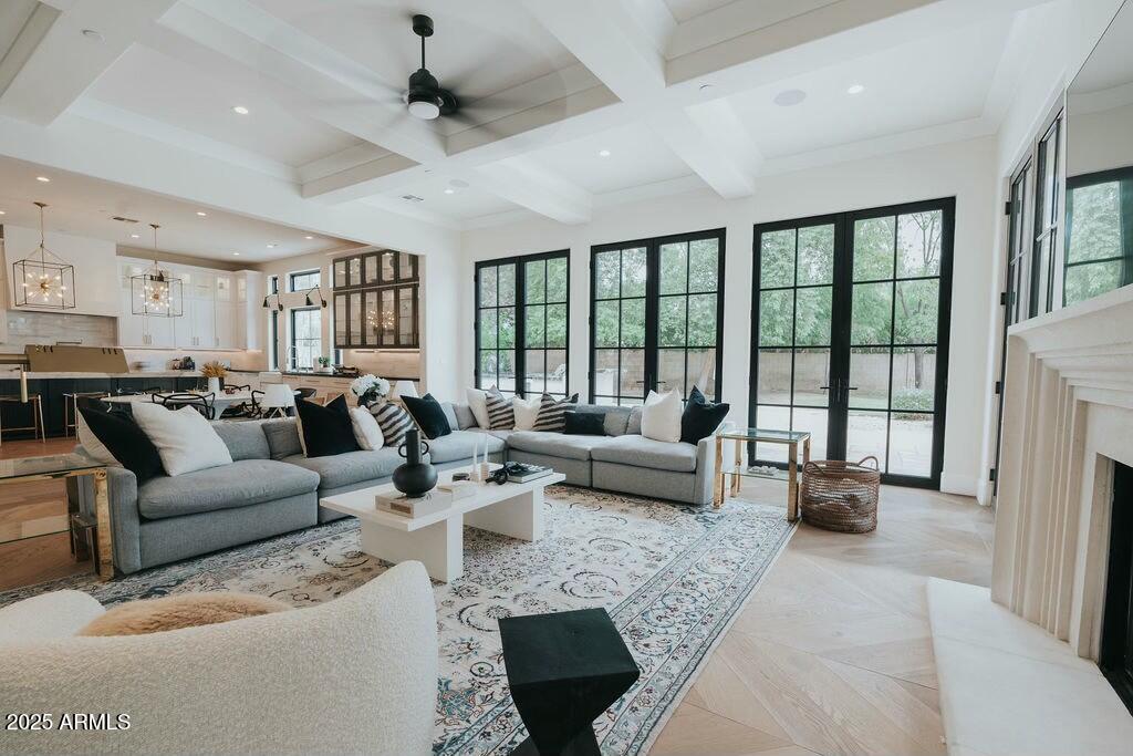 DESERT WIND UNIT 2 - Residential