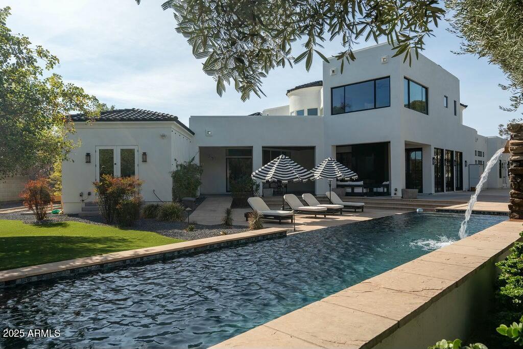 DESERT WIND UNIT 2 - Residential
