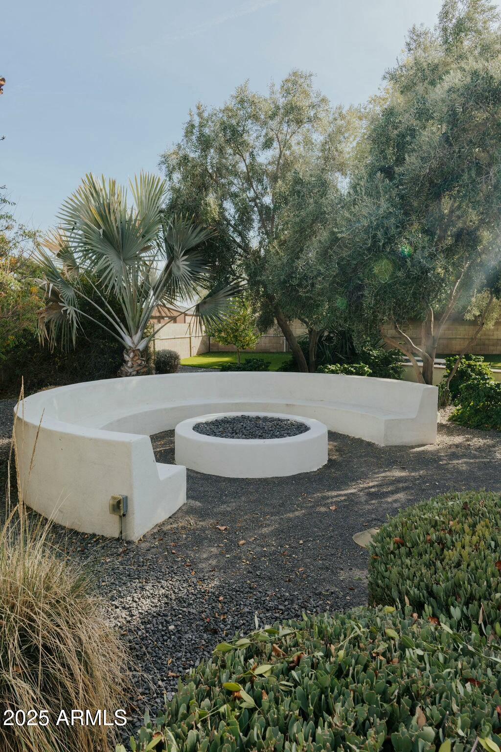 DESERT WIND UNIT 2 - Residential