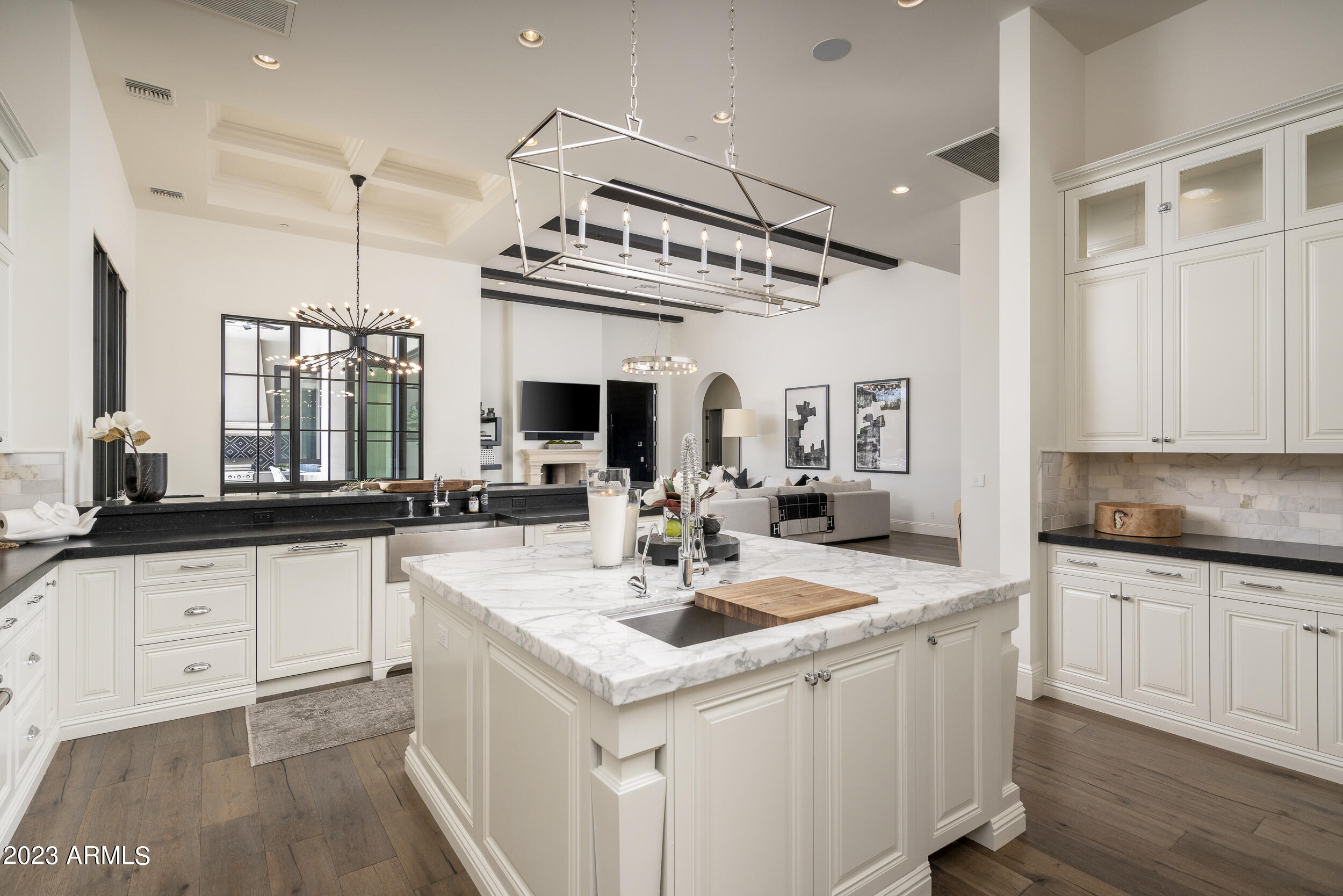 MOCKINGBIRD SQUARE - Residential