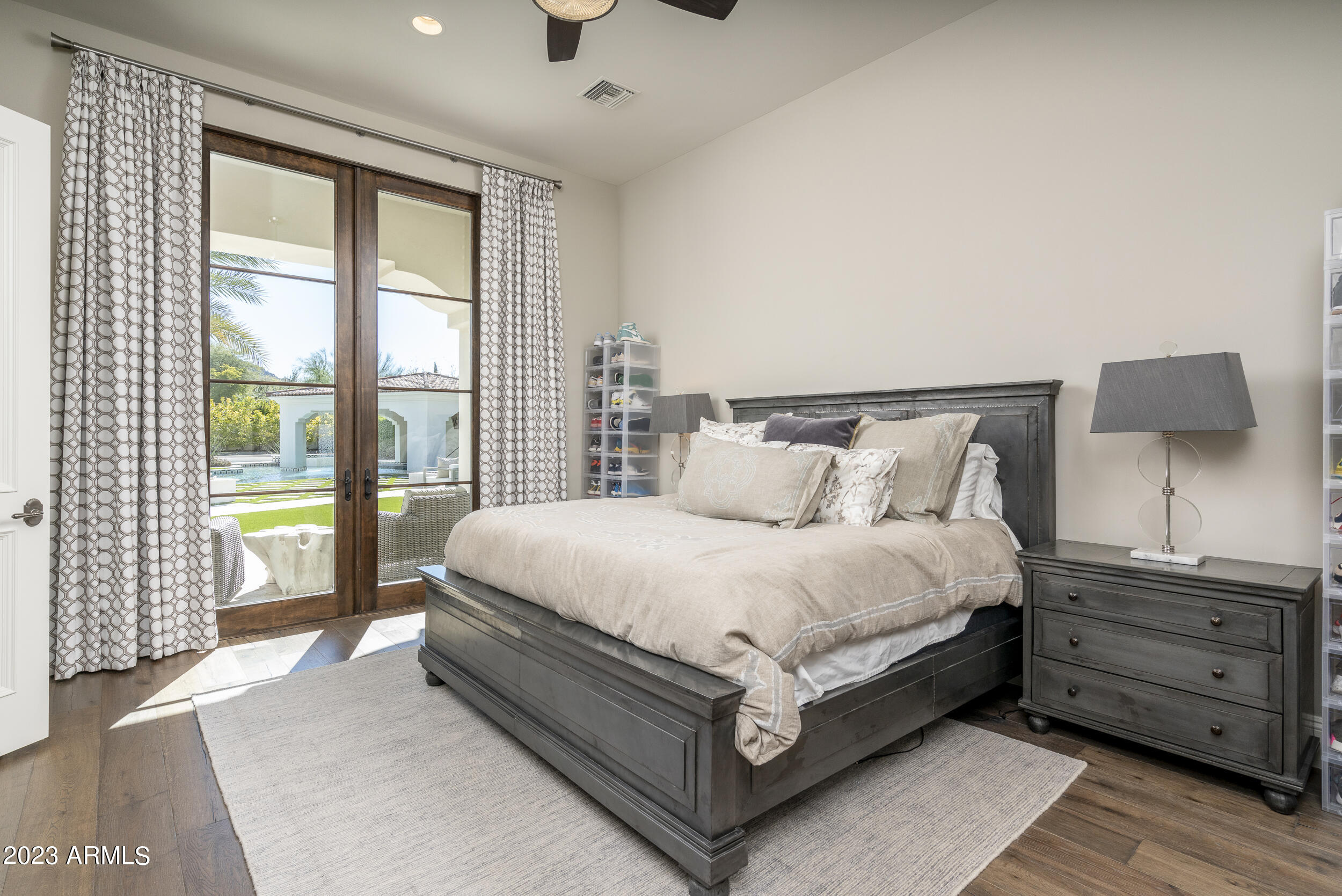 MOCKINGBIRD SQUARE - Residential