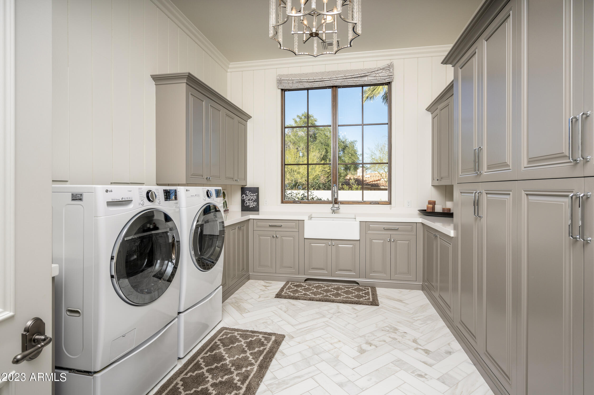 MOCKINGBIRD SQUARE - Residential