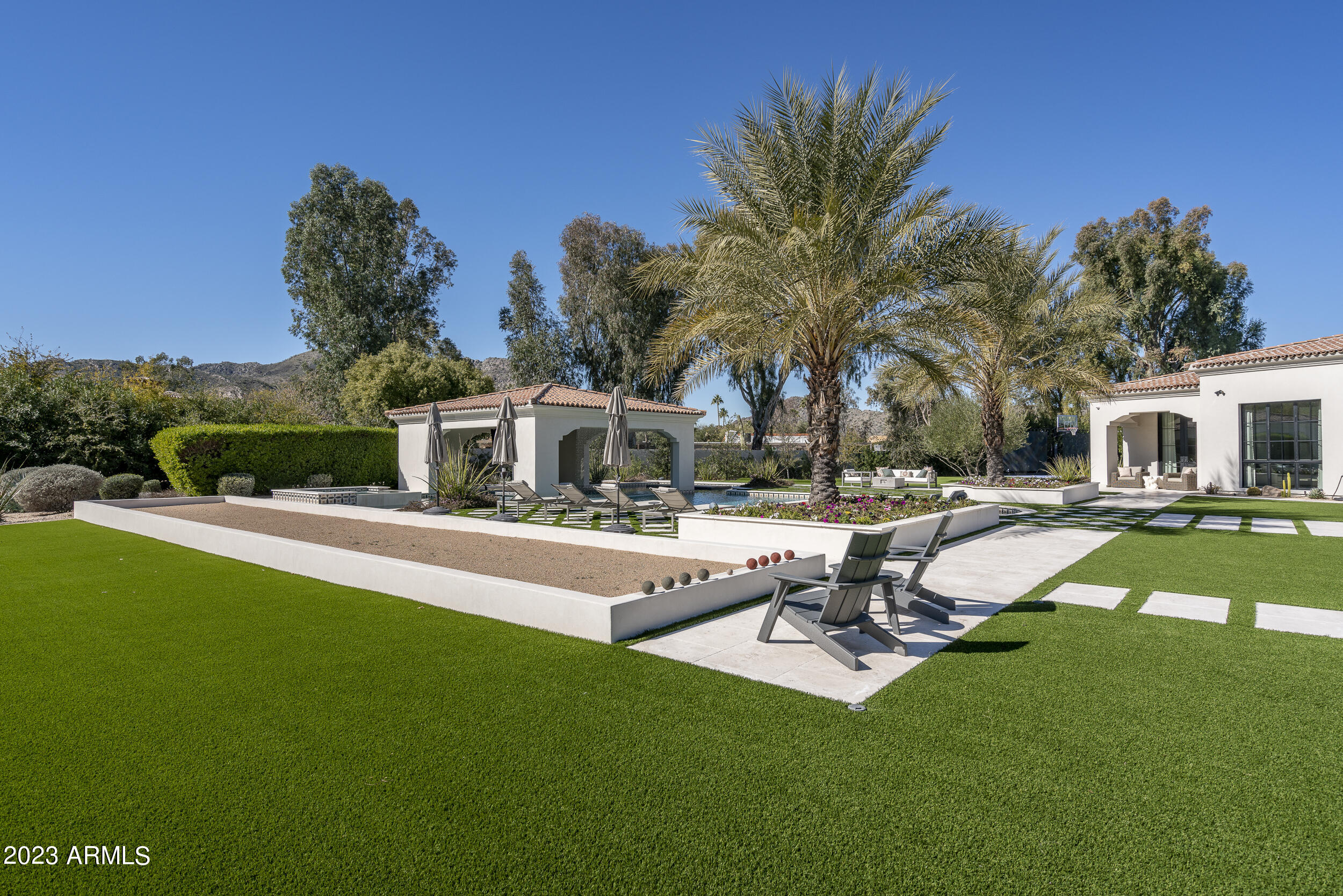 MOCKINGBIRD SQUARE - Residential