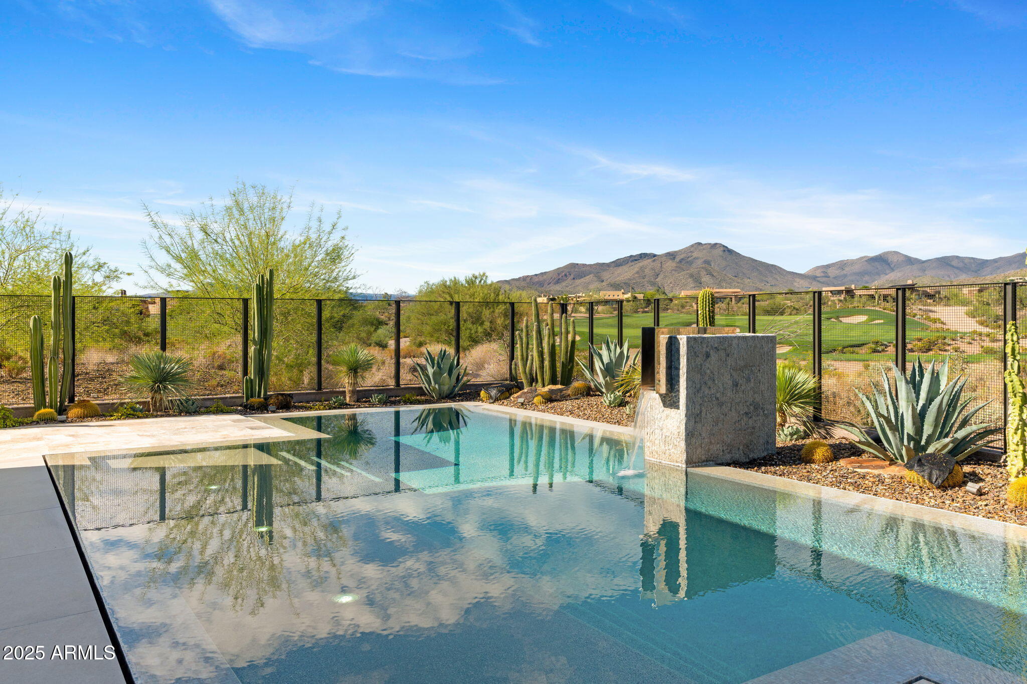 DESERT MOUNTAIN PARCEL 19 CONDOMINIUMS PHASE 2 - Residential