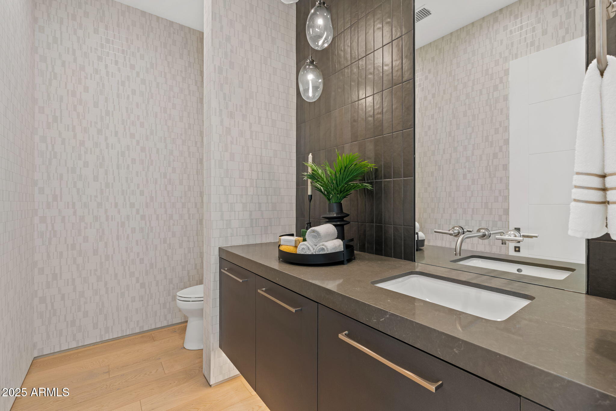 DESERT MOUNTAIN PARCEL 19 CONDOMINIUMS PHASE 2 - Residential