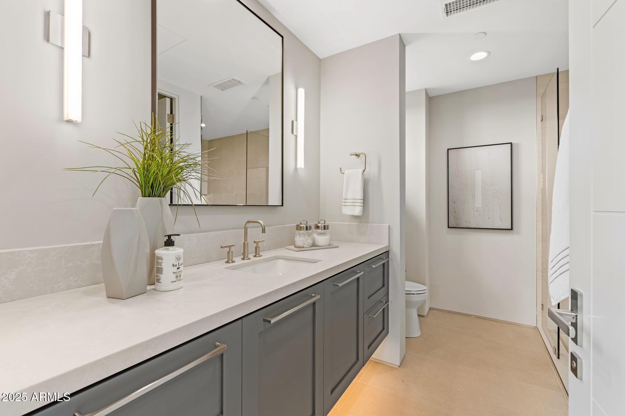DESERT MOUNTAIN PARCEL 19 CONDOMINIUMS PHASE 2 - Residential