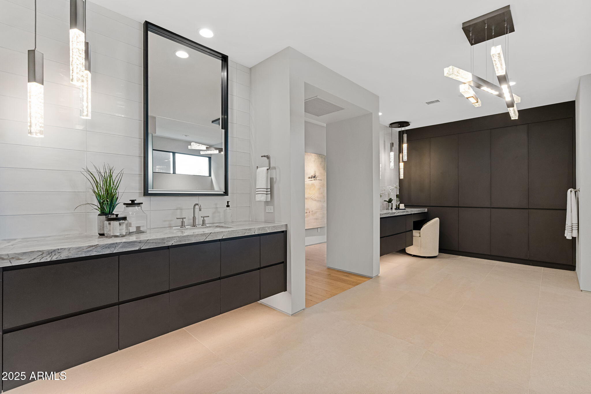 DESERT MOUNTAIN PARCEL 19 CONDOMINIUMS PHASE 2 - Residential