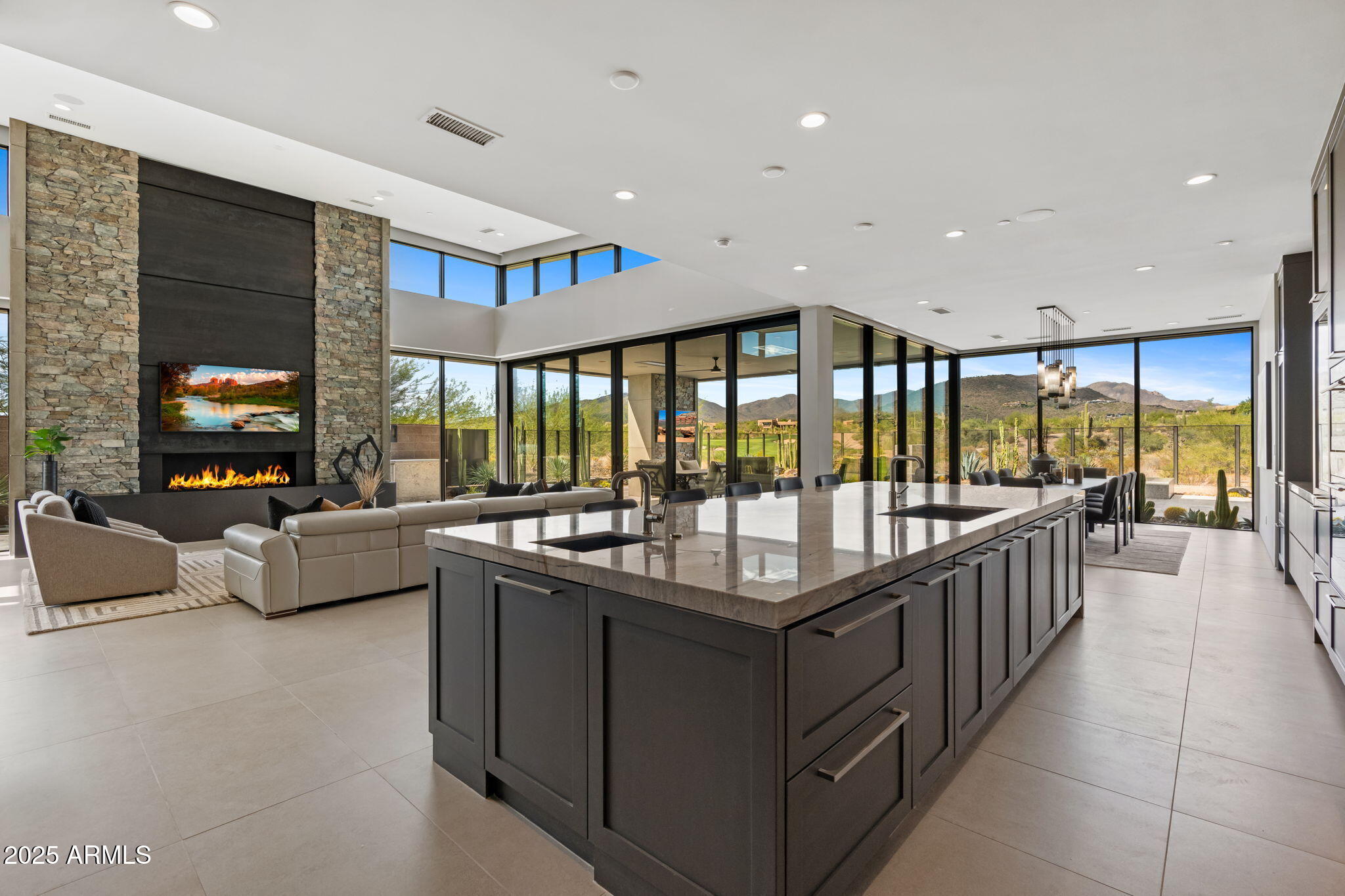 DESERT MOUNTAIN PARCEL 19 CONDOMINIUMS PHASE 2 - Residential