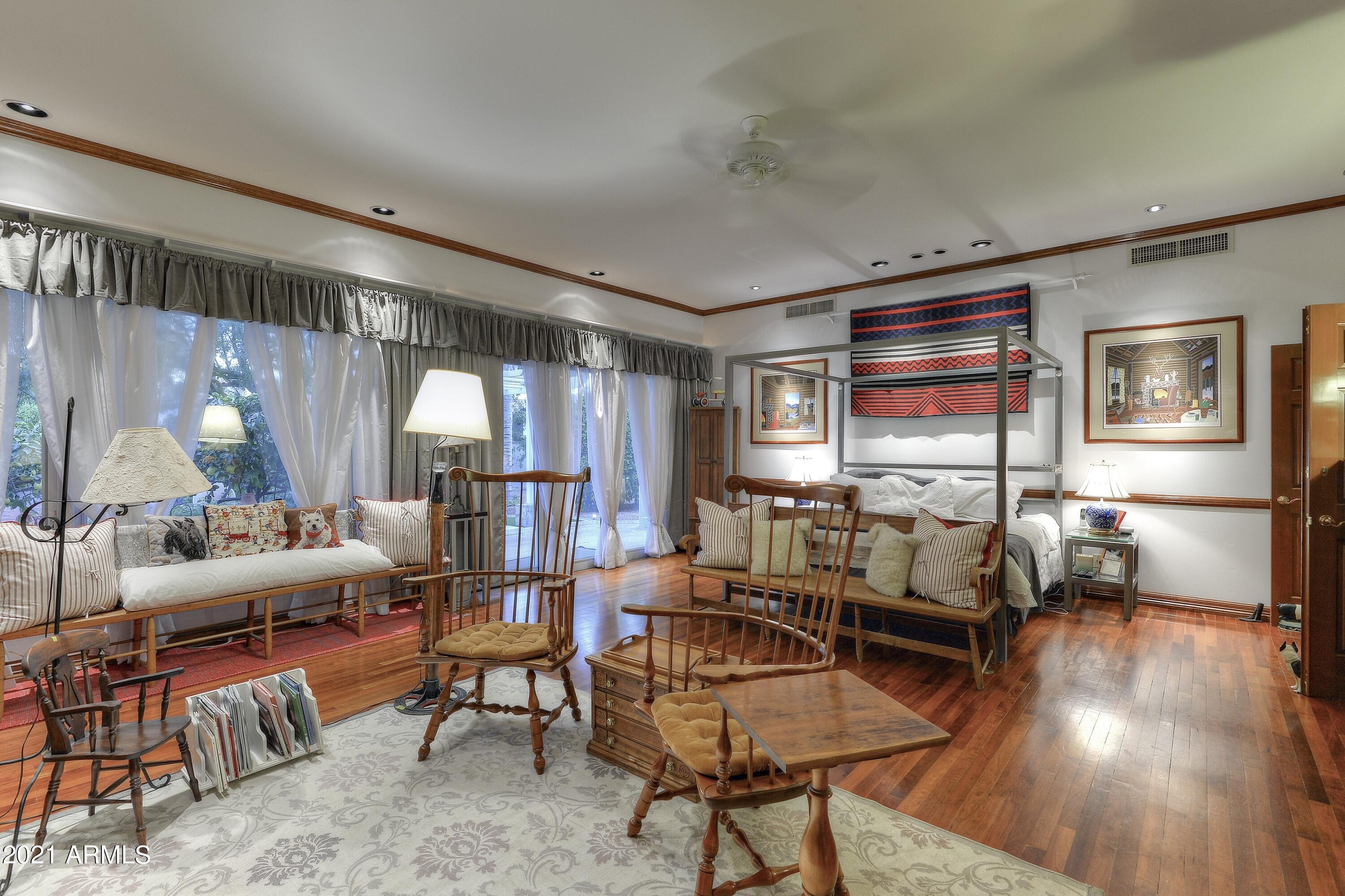 CASA BLANCA ESTATES LOT 20-37 & TR A - Residential