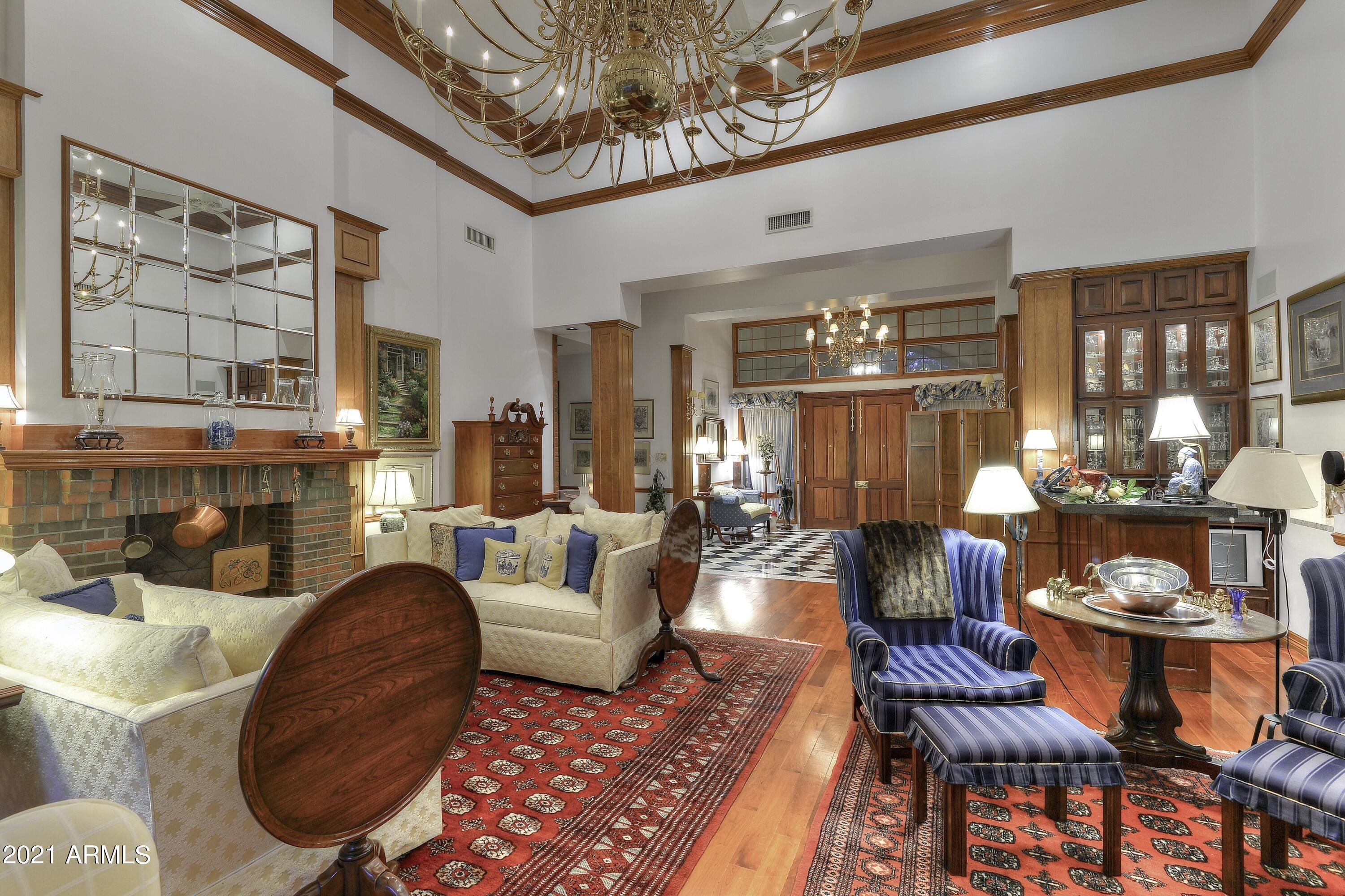 CASA BLANCA ESTATES LOT 20-37 & TR A - Residential