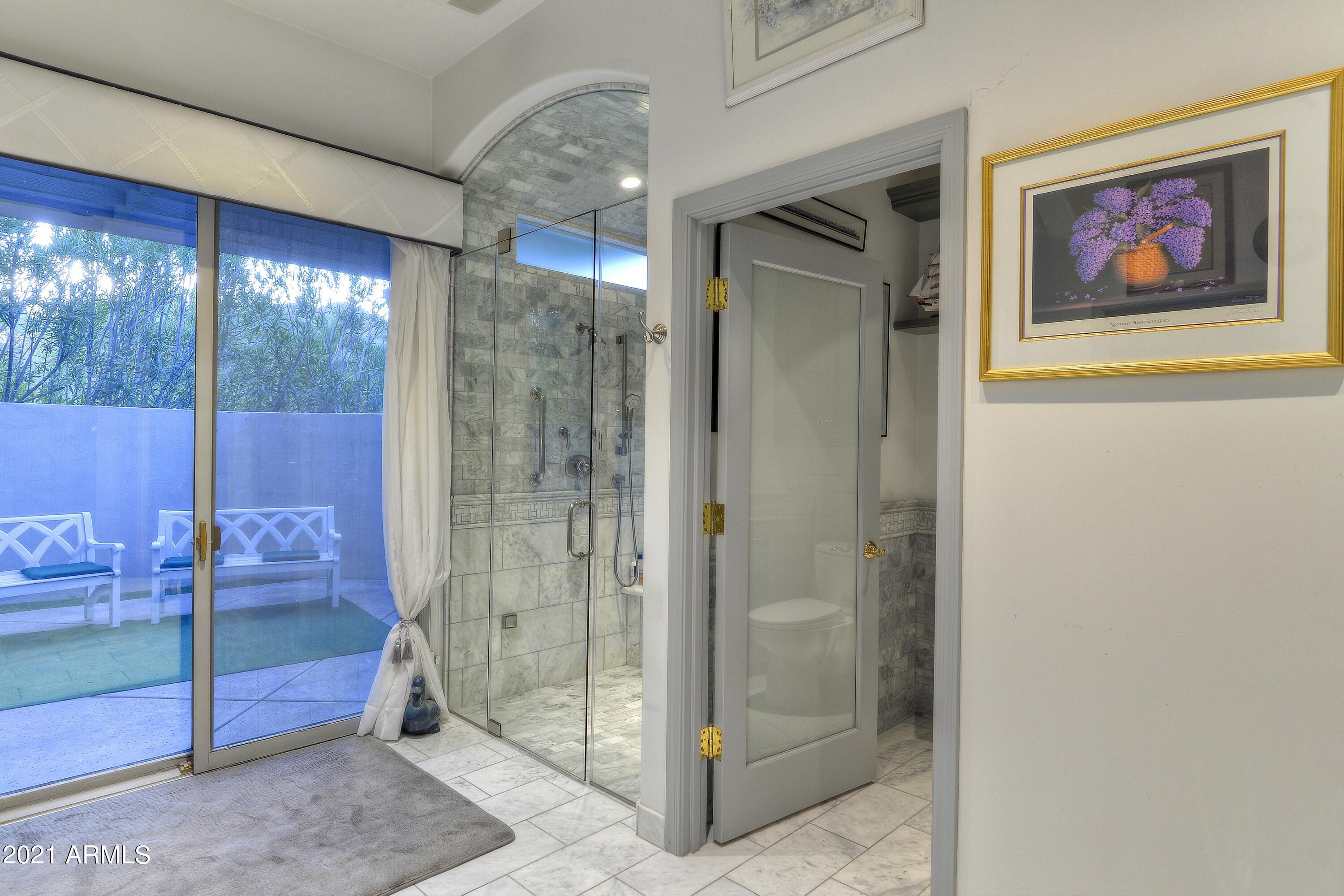 CASA BLANCA ESTATES LOT 20-37 & TR A - Residential