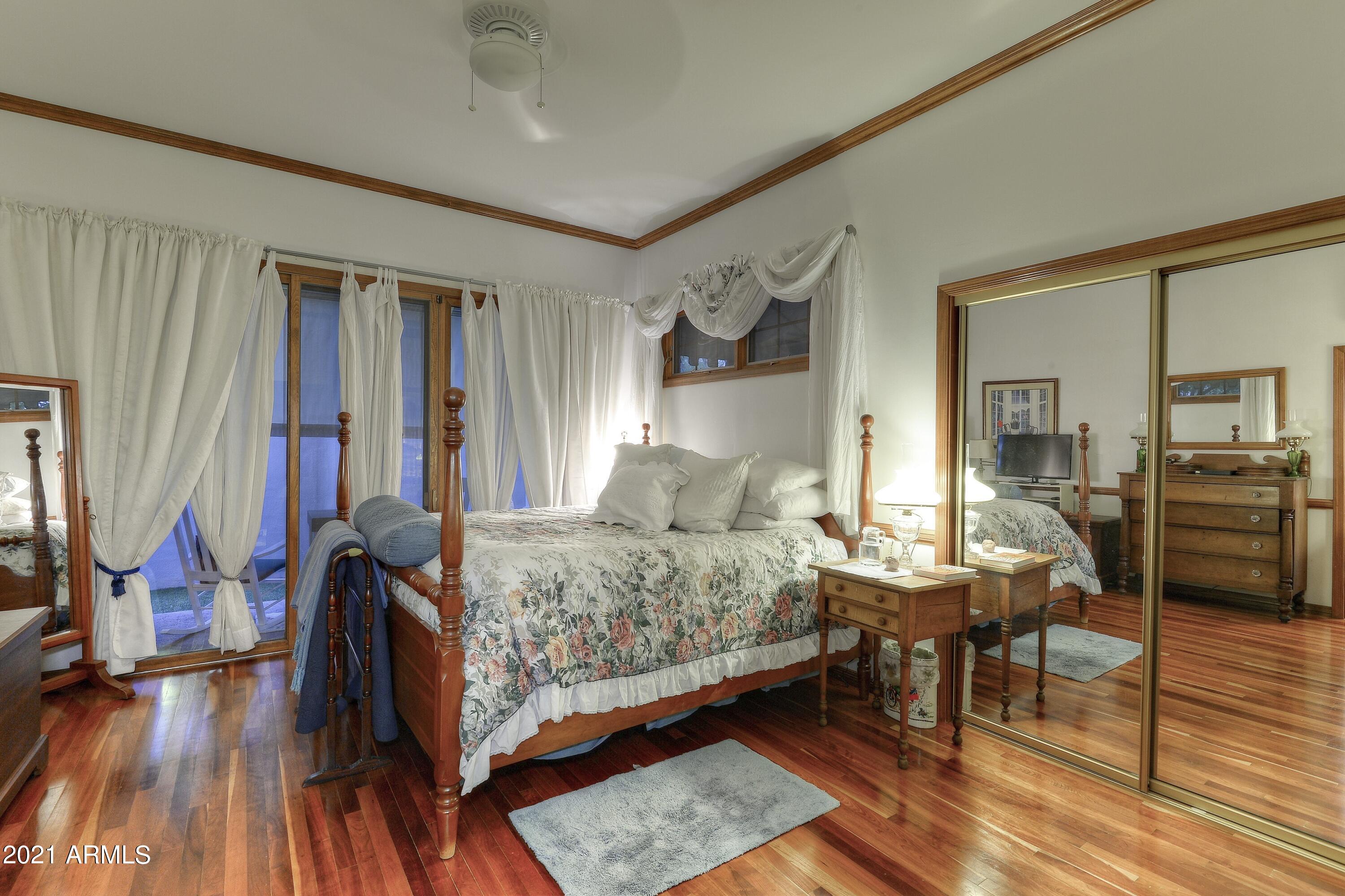 CASA BLANCA ESTATES LOT 20-37 & TR A - Residential