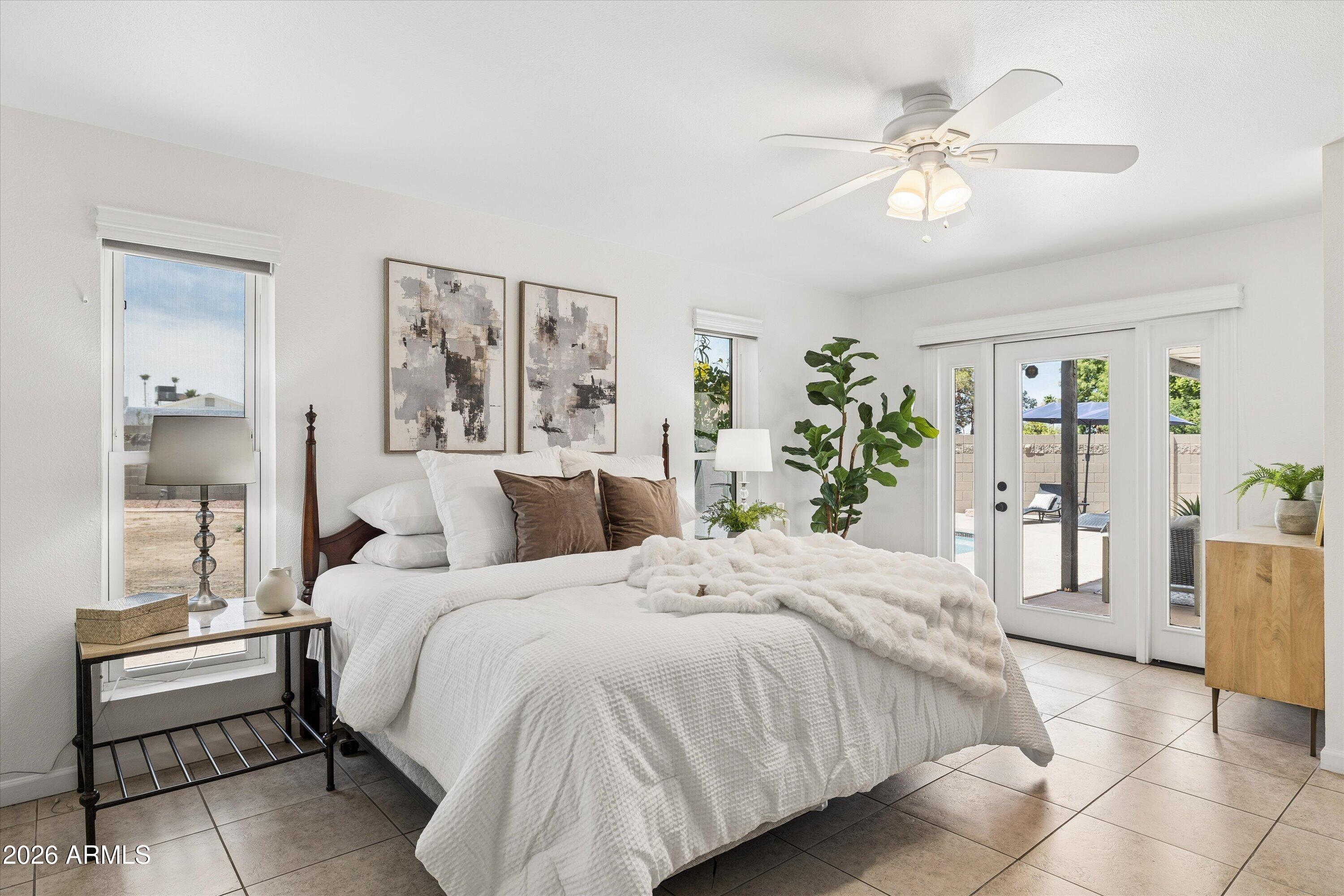 HIDDEN HILLS - Residential